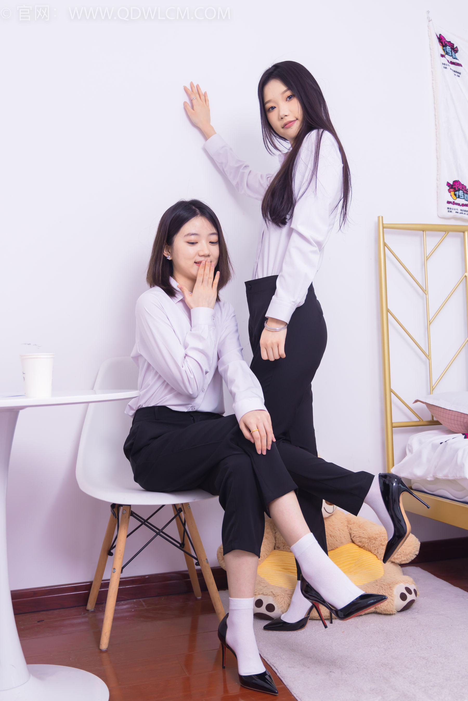 物恋传媒 No.1463 小竹&欢欢-办公室姐妹