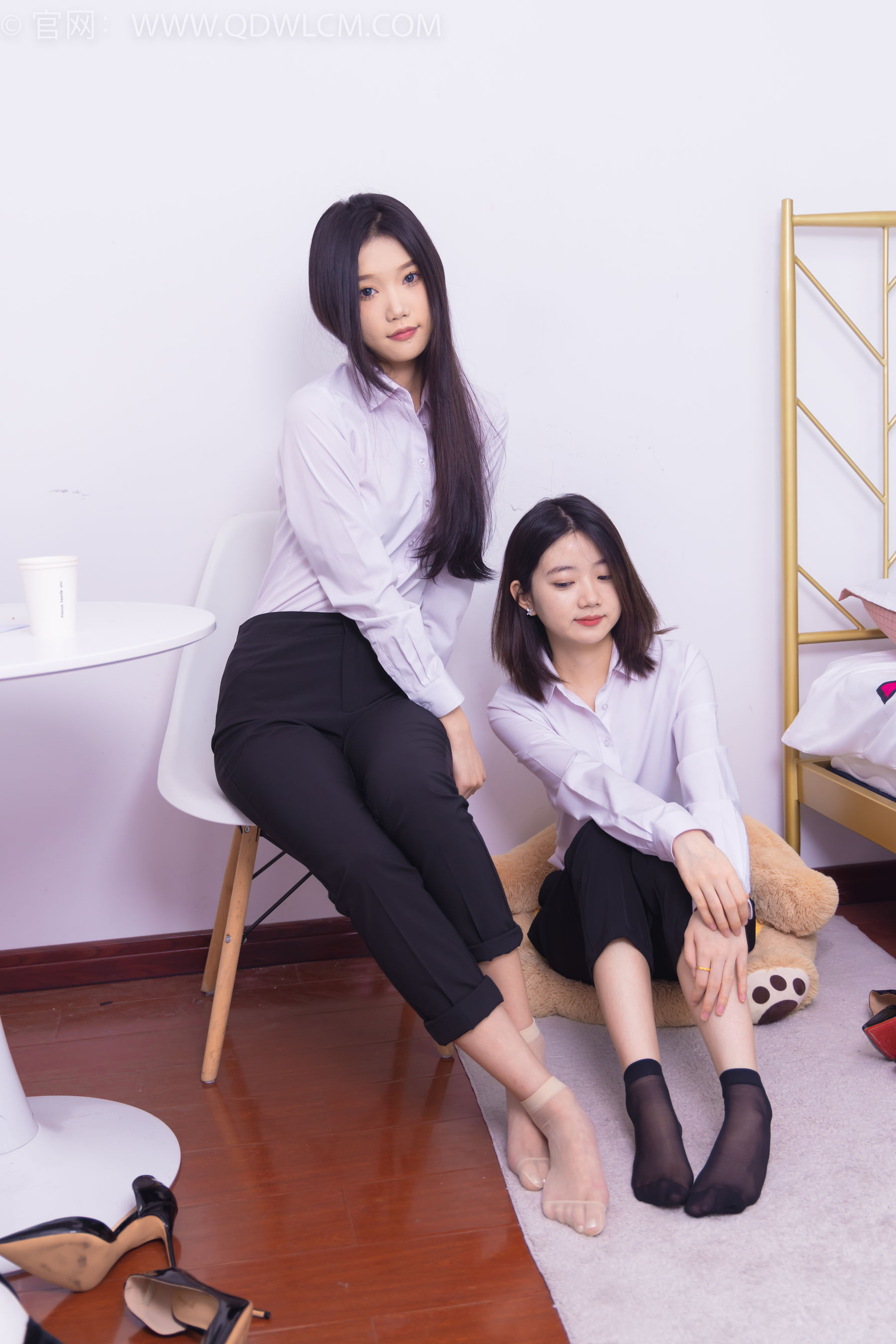 物恋传媒 No.1463 小竹&欢欢-办公室姐妹