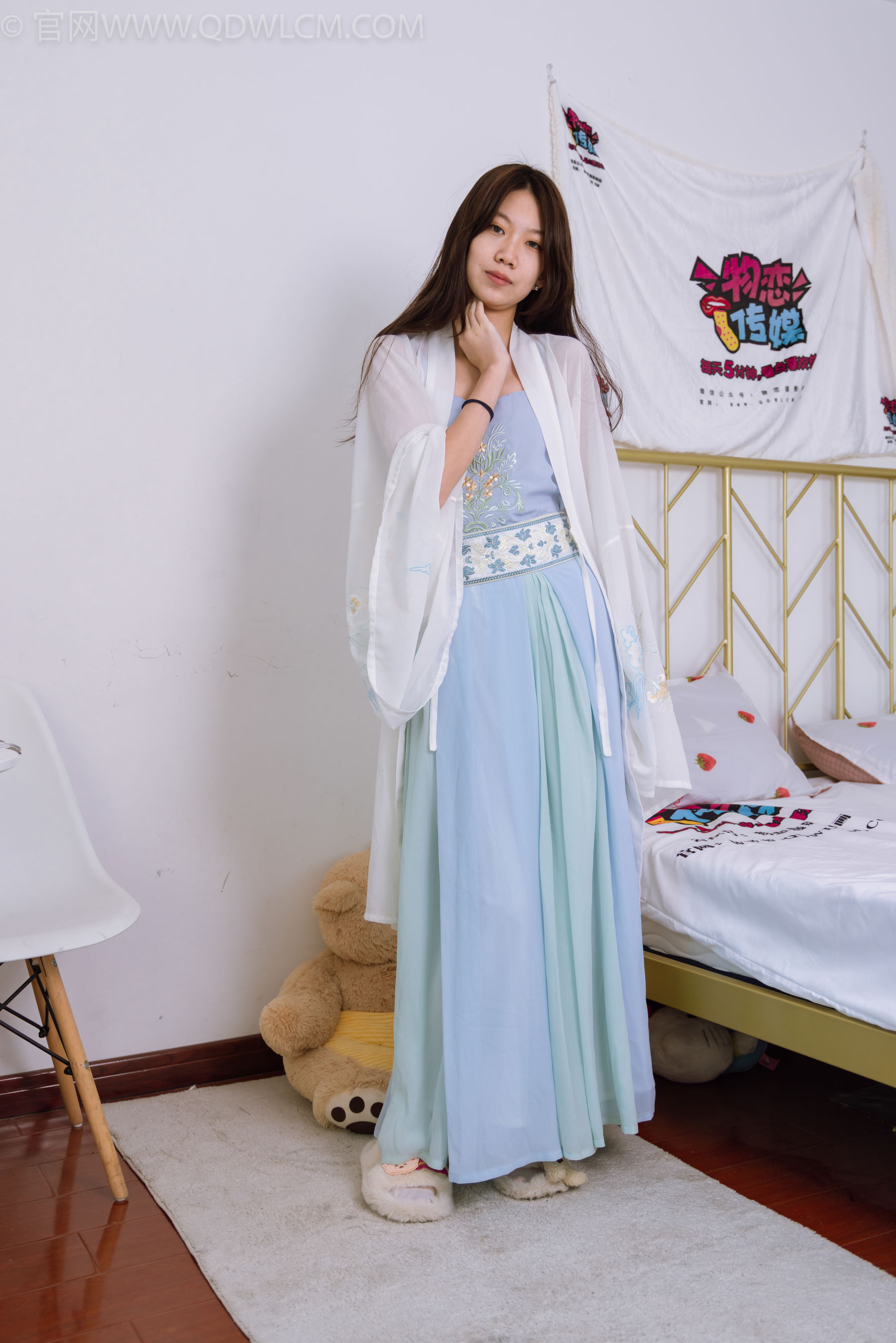 物恋传媒 No.1438 纤纤-海的女儿