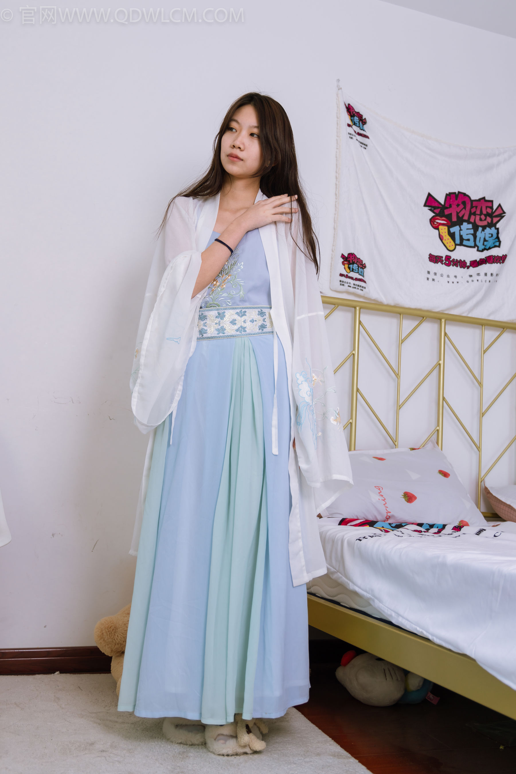 物恋传媒 No.1438 纤纤-海的女儿