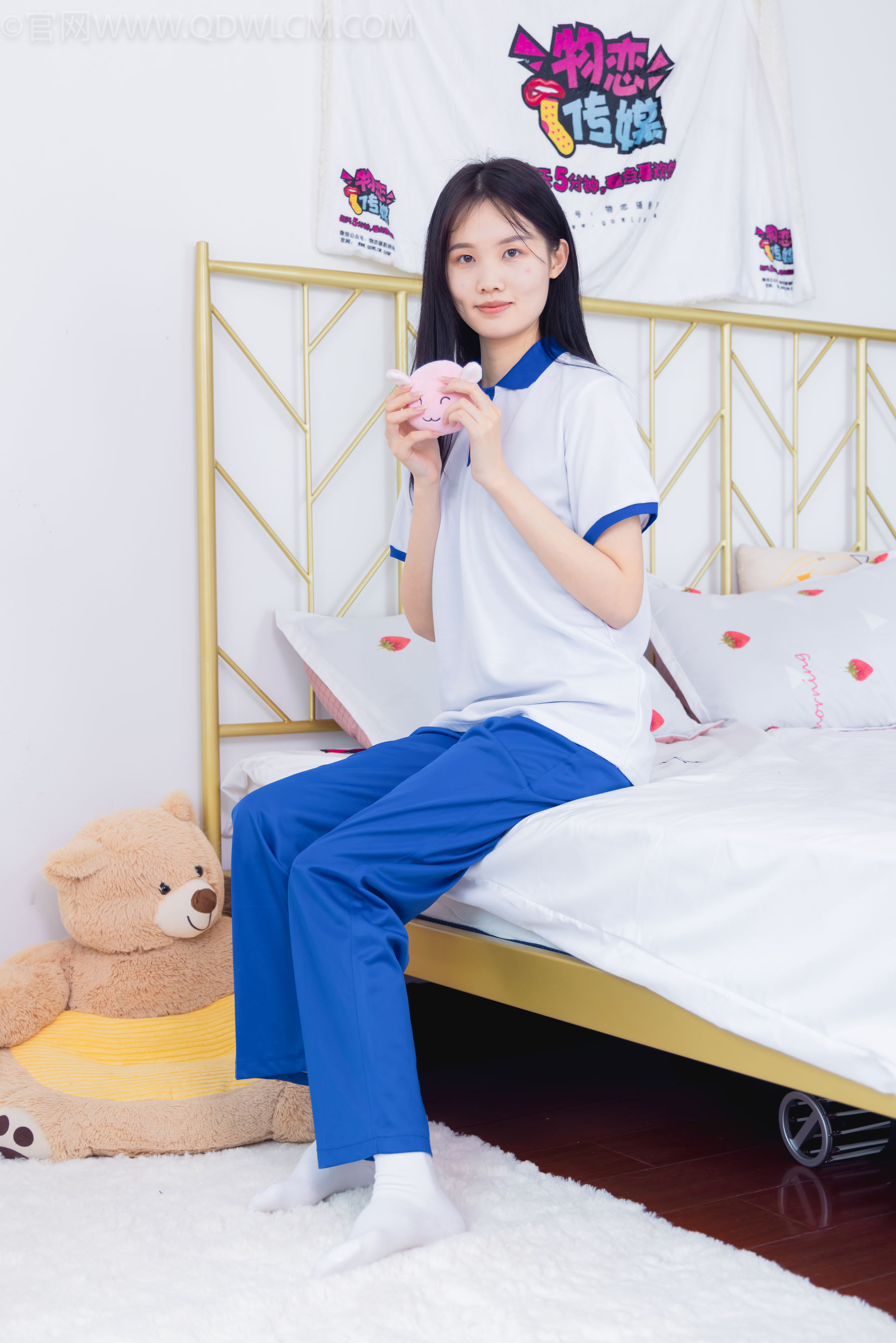 物恋传媒 No.1515 颜颜-校园时的她