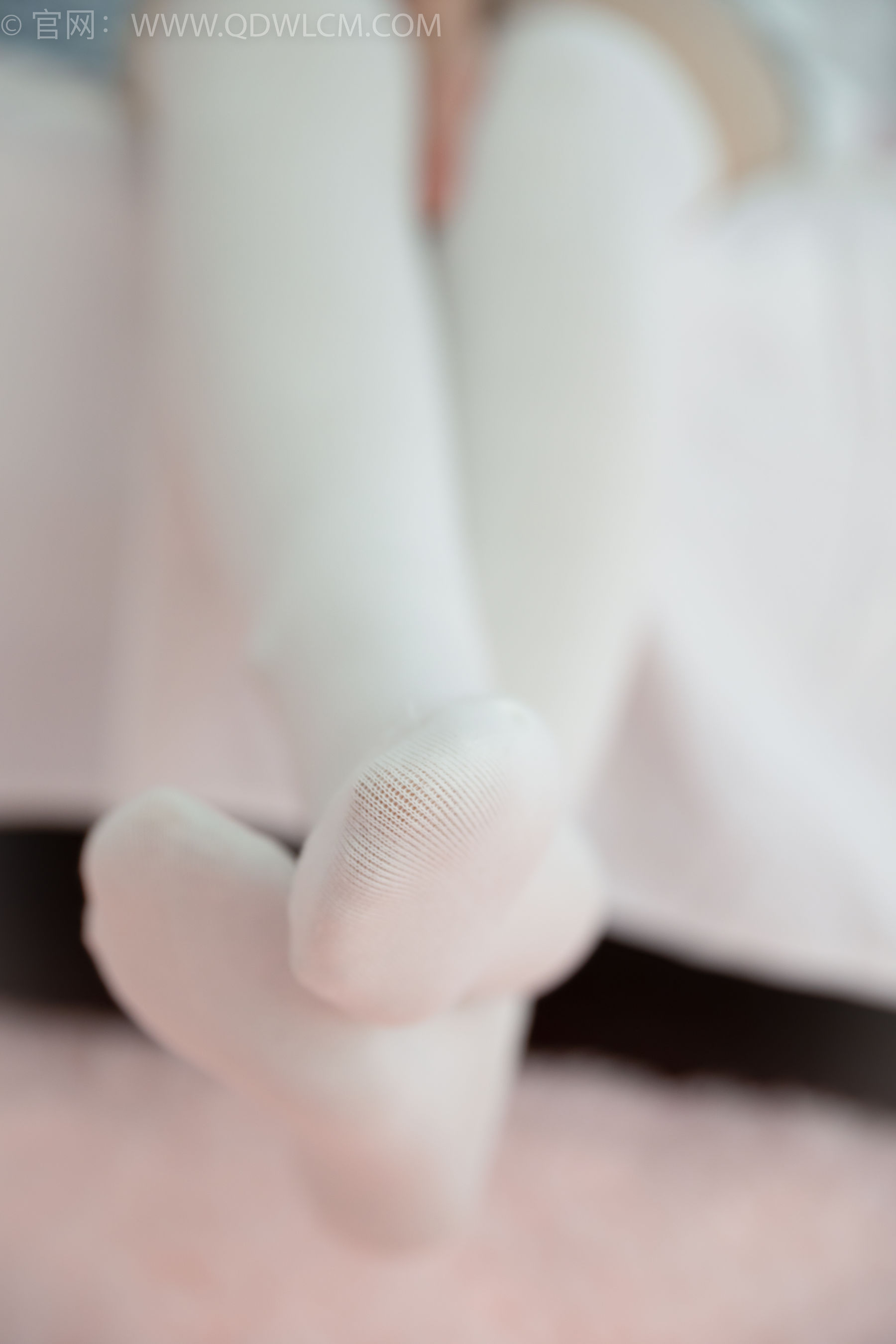 物恋传媒 No.1509 婷婷-黑色的花