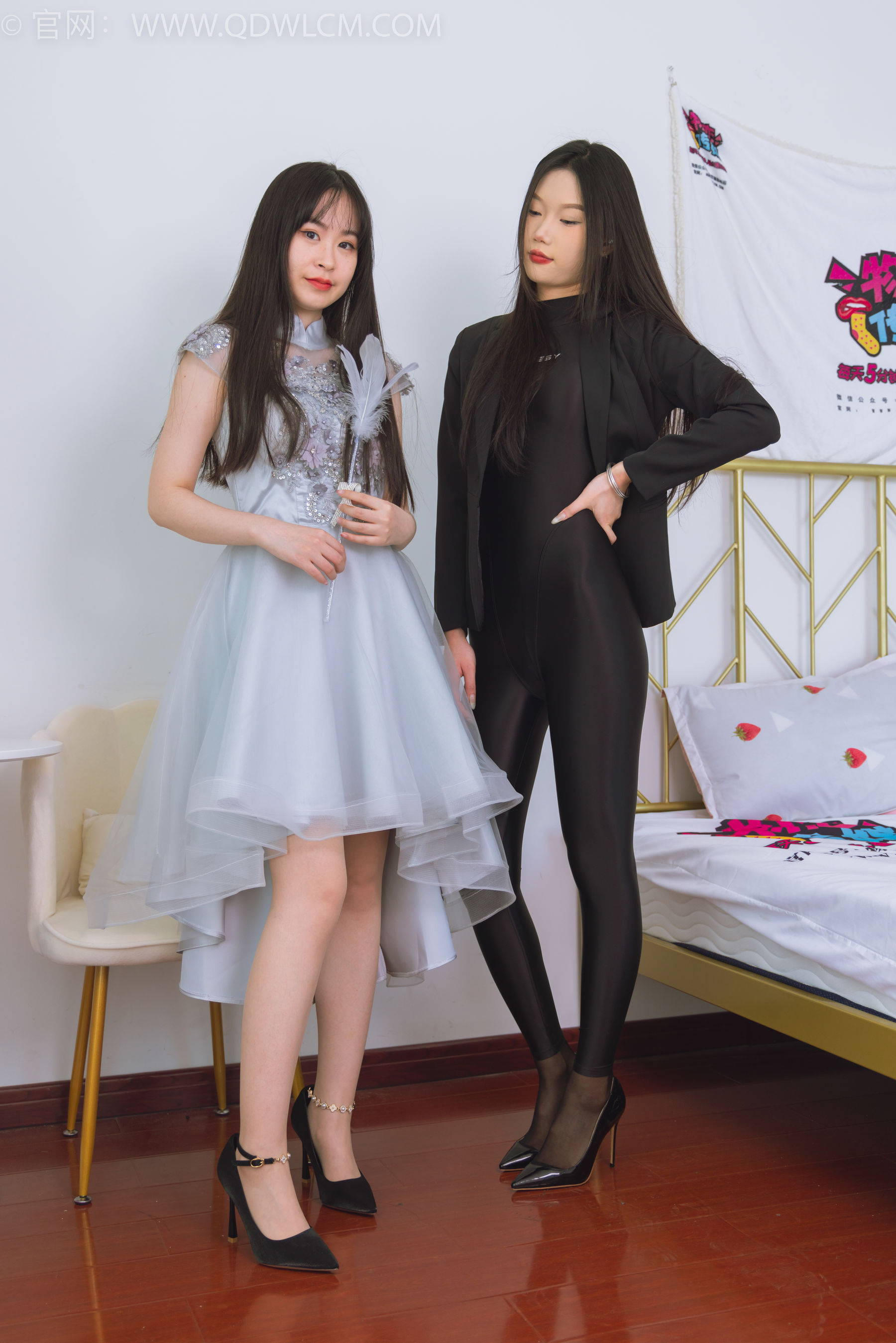 物恋传媒 No.1527 小竹&兮兮-公主与骑士