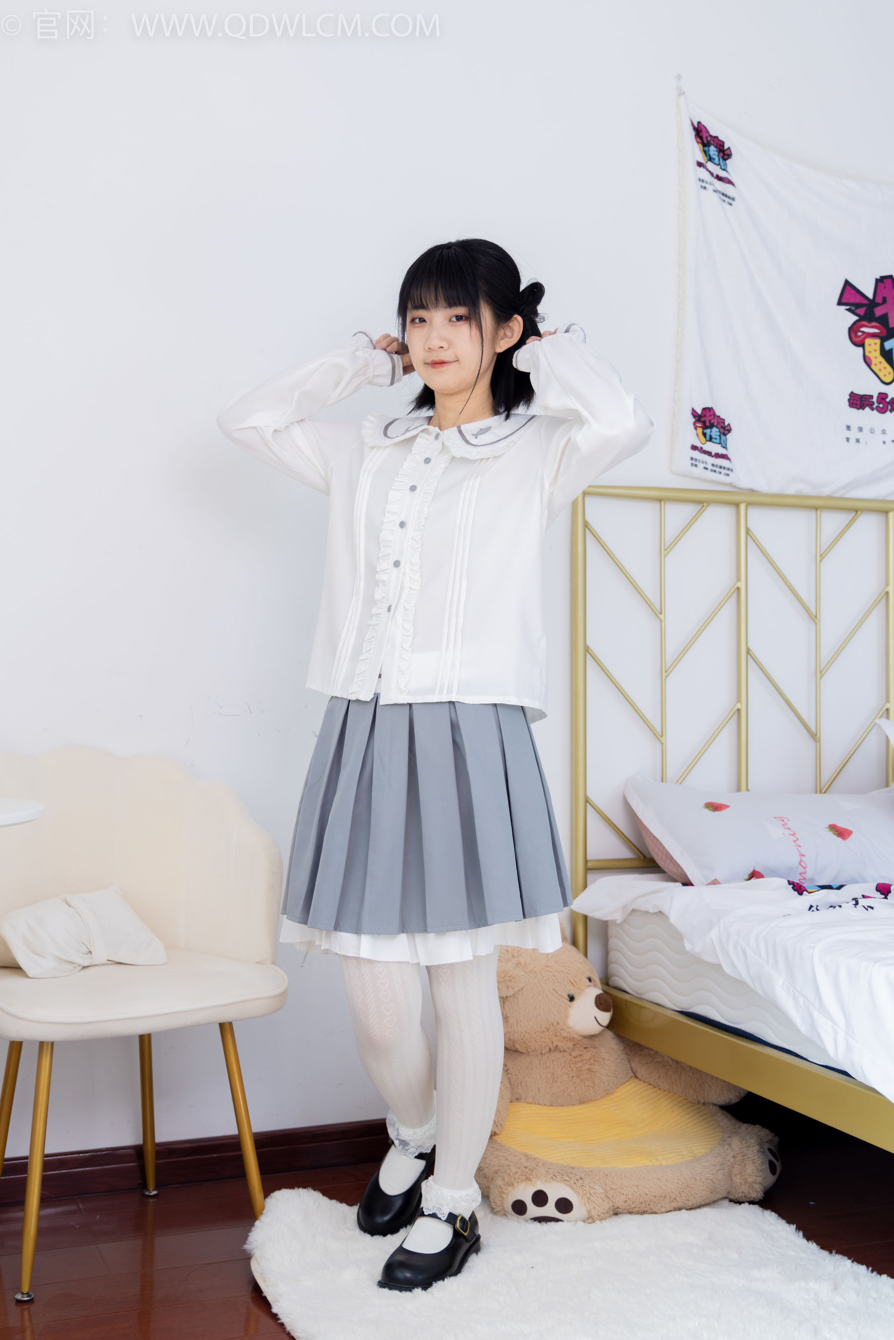 物恋传媒 No.1528 暗月-夏日葡萄