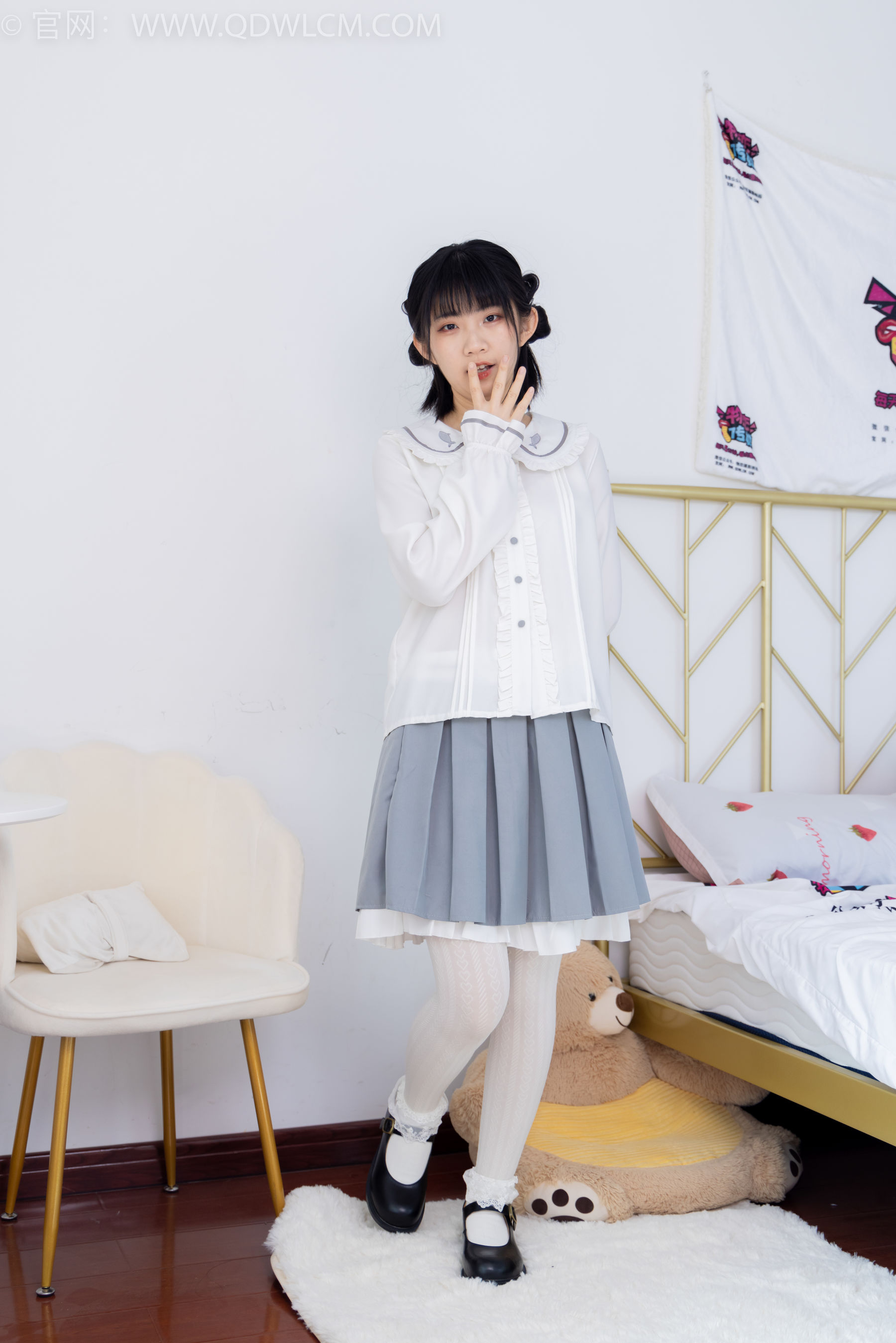 物恋传媒 No.1528 暗月-夏日葡萄