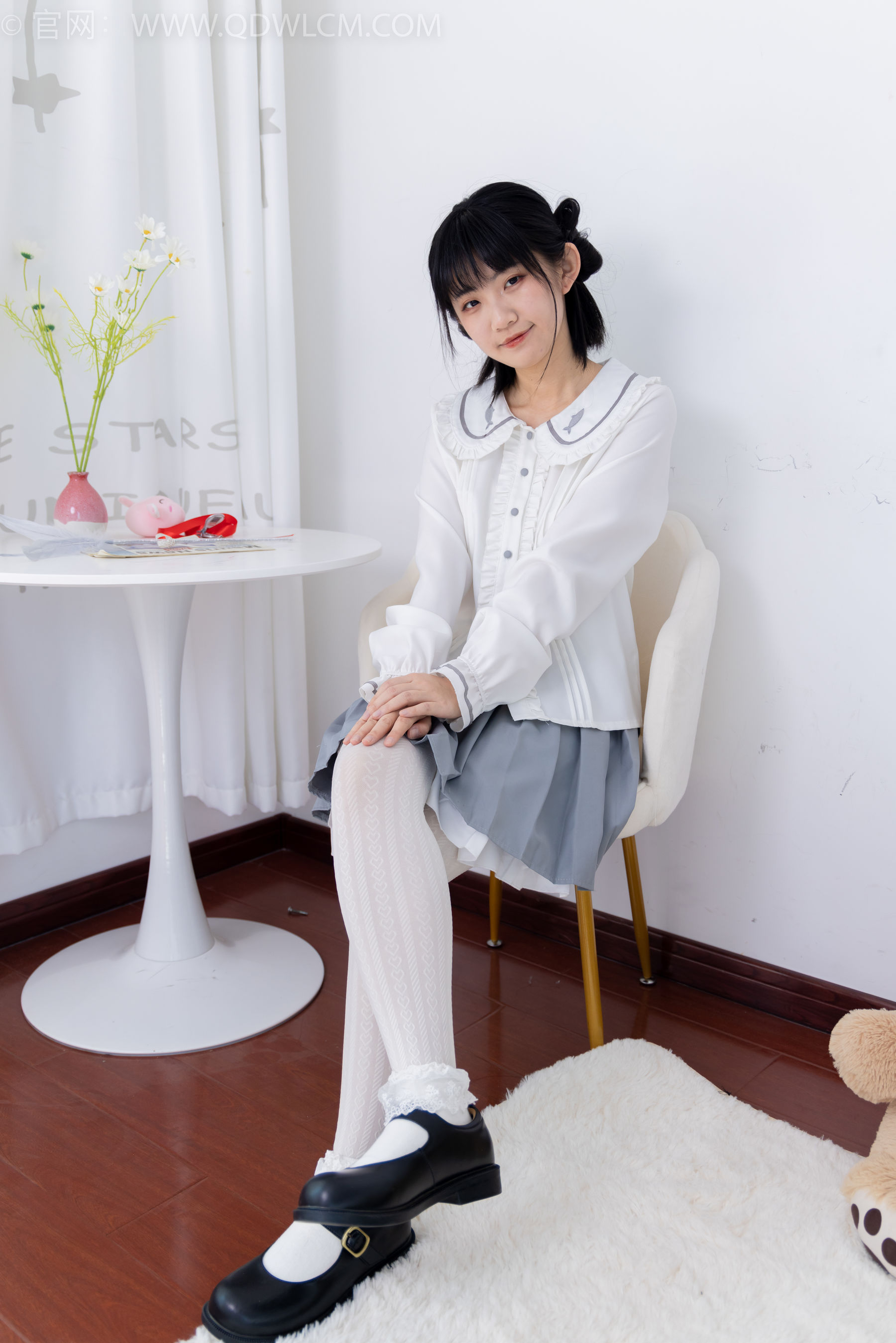 物恋传媒 No.1528 暗月-夏日葡萄
