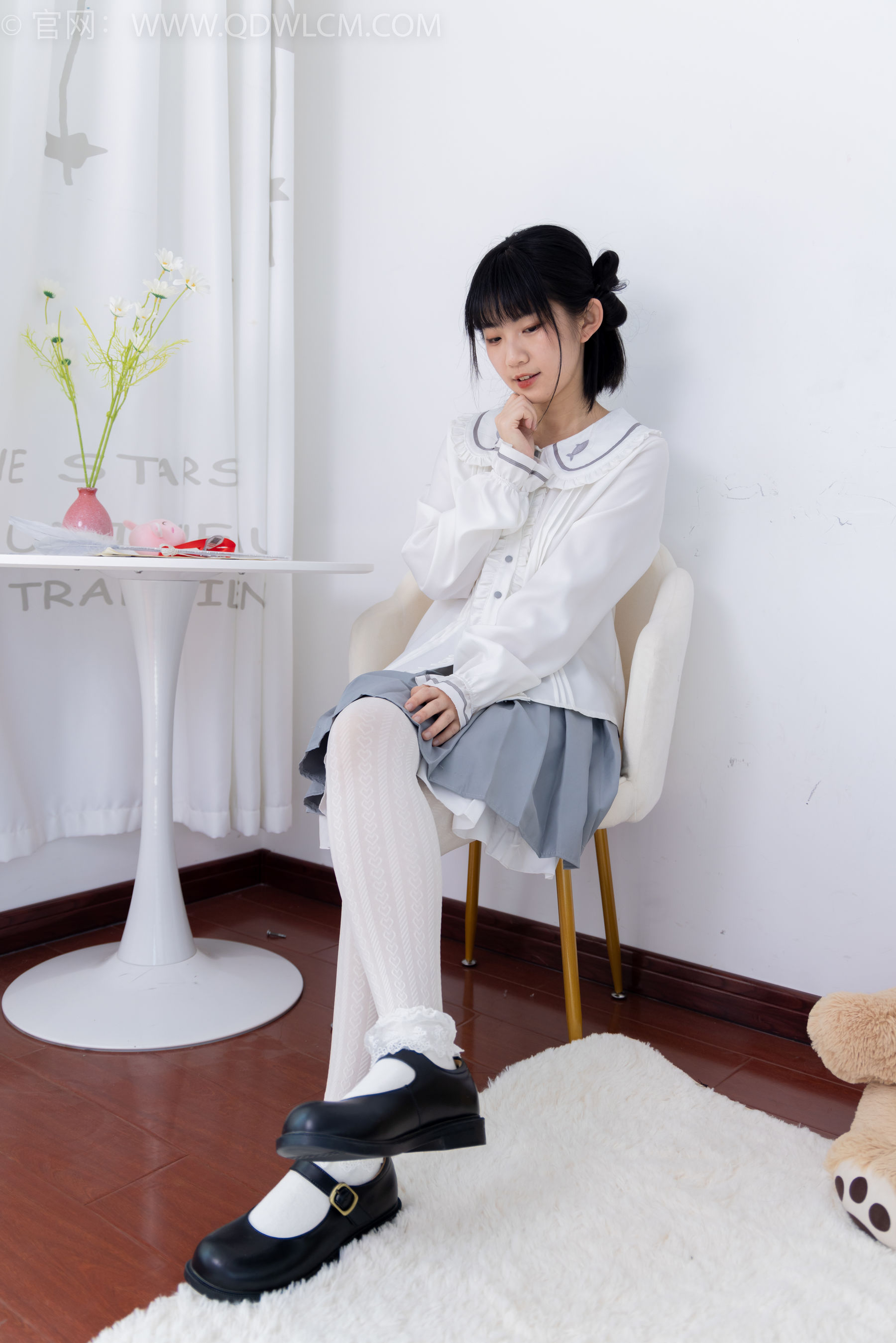 物恋传媒 No.1528 暗月-夏日葡萄