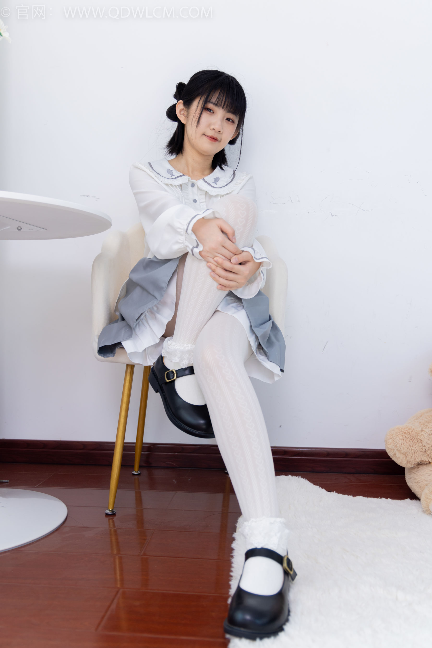 物恋传媒 No.1528 暗月-夏日葡萄