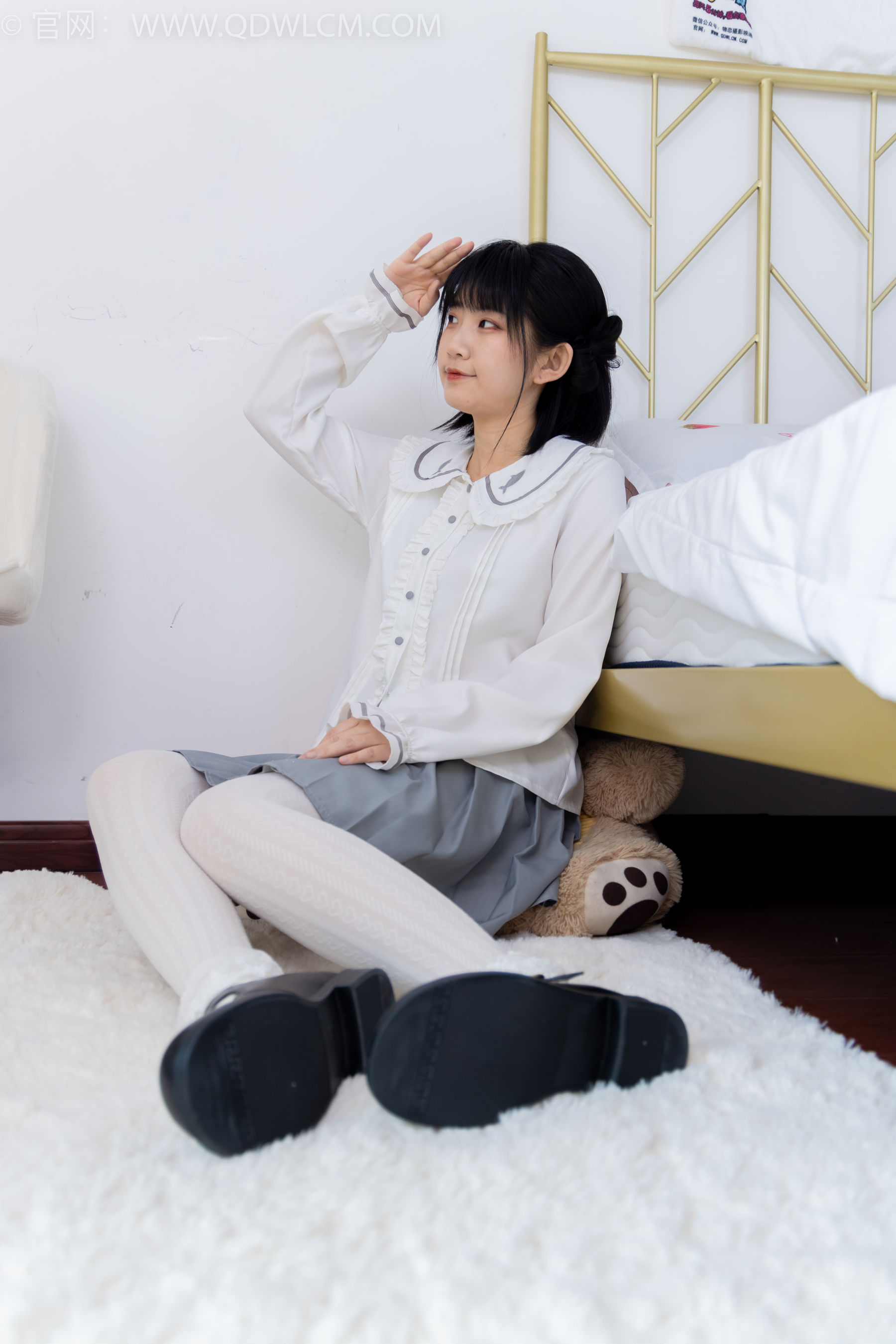 物恋传媒 No.1528 暗月-夏日葡萄