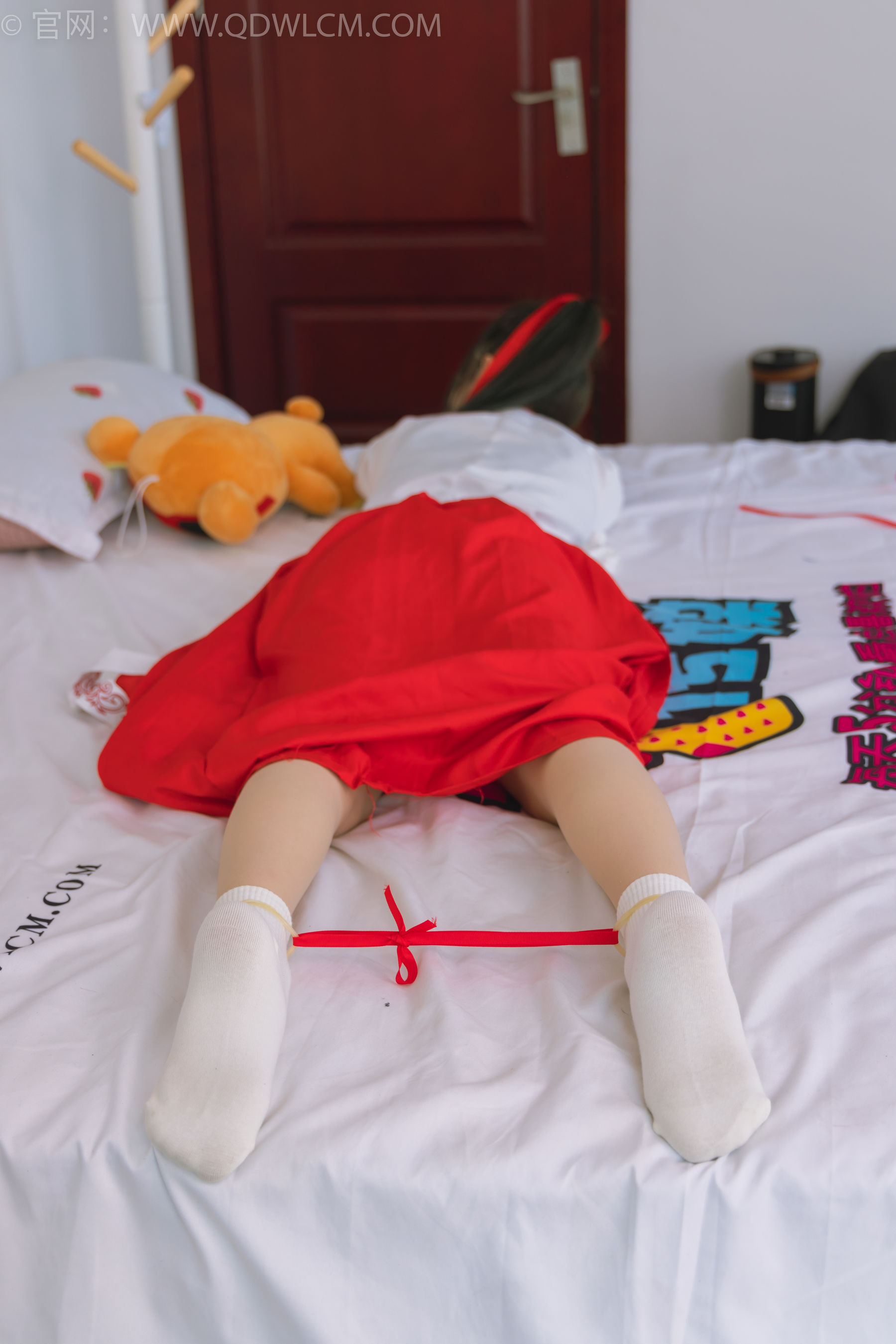 物恋传媒 No.1482 卿卿-红衣少女