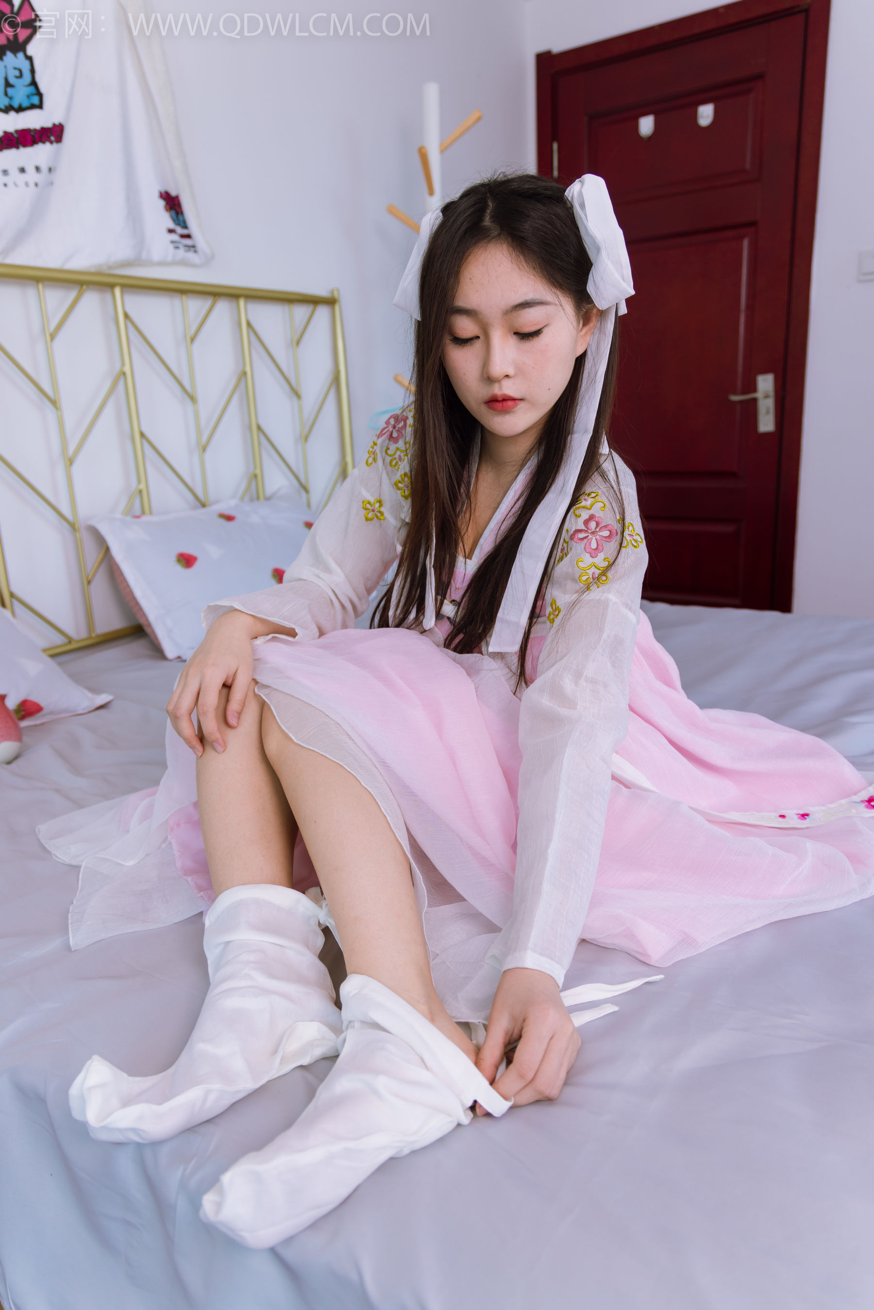物恋传媒 No.1484 美兔-杏花微雨
