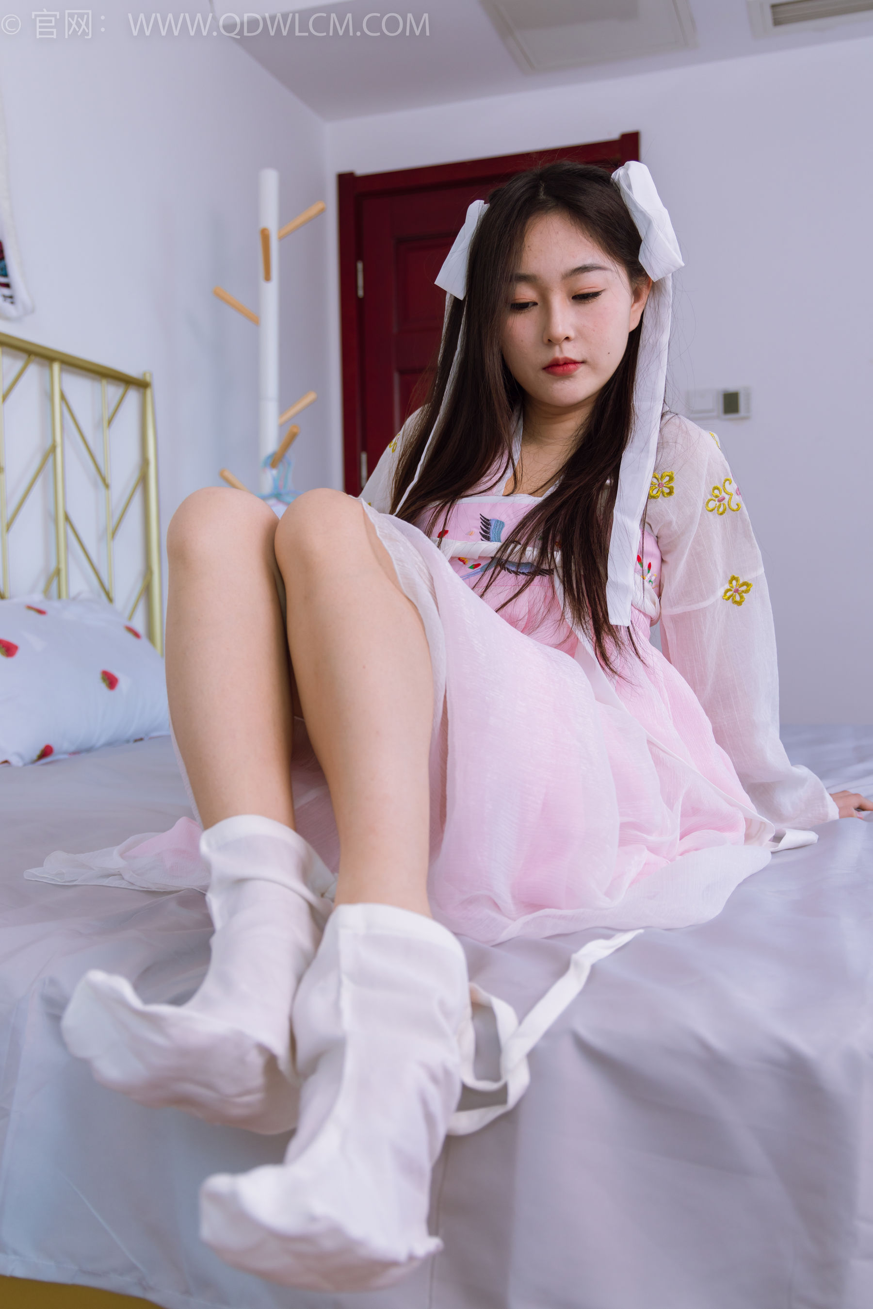 物恋传媒 No.1484 美兔-杏花微雨