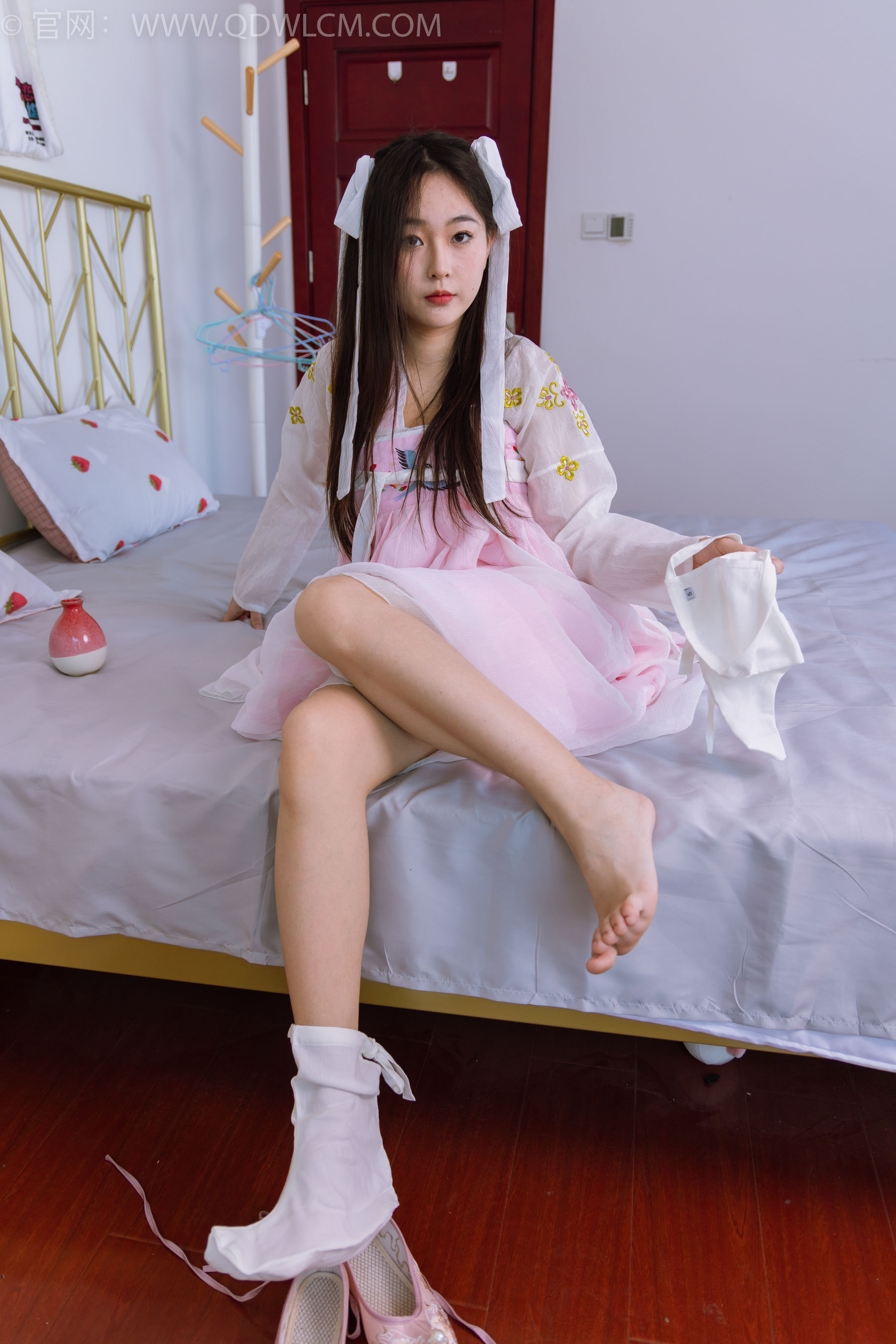 物恋传媒 No.1484 美兔-杏花微雨