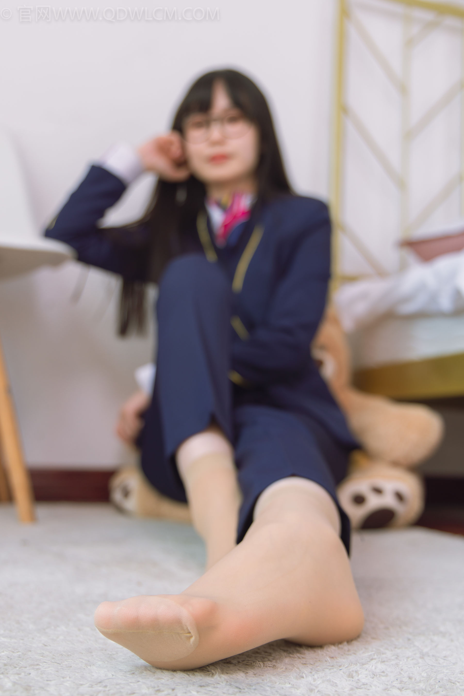 物恋传媒 No.1500 兮兮-银行小秘书