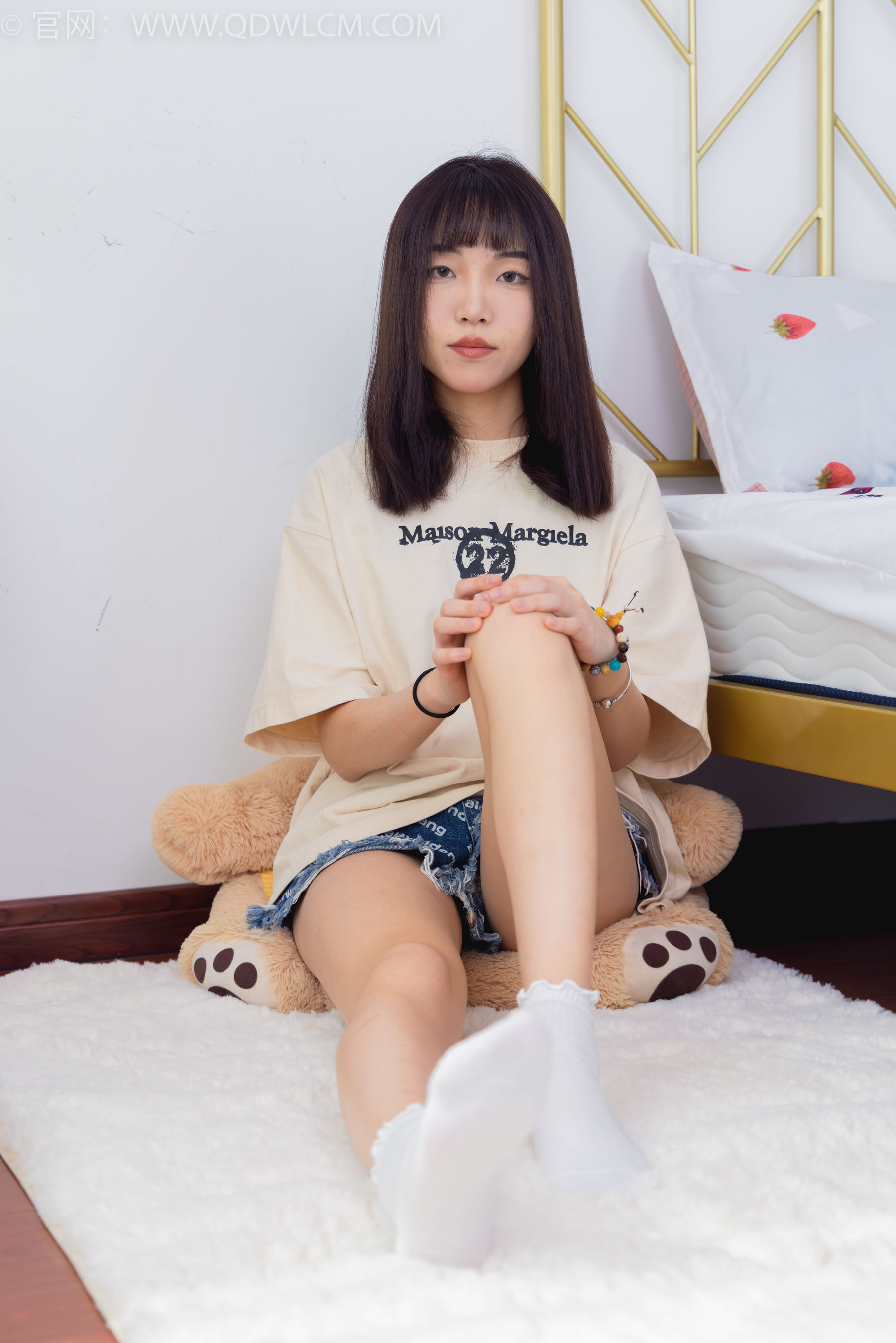 物恋传媒 No.1506 琪琪-冷月光