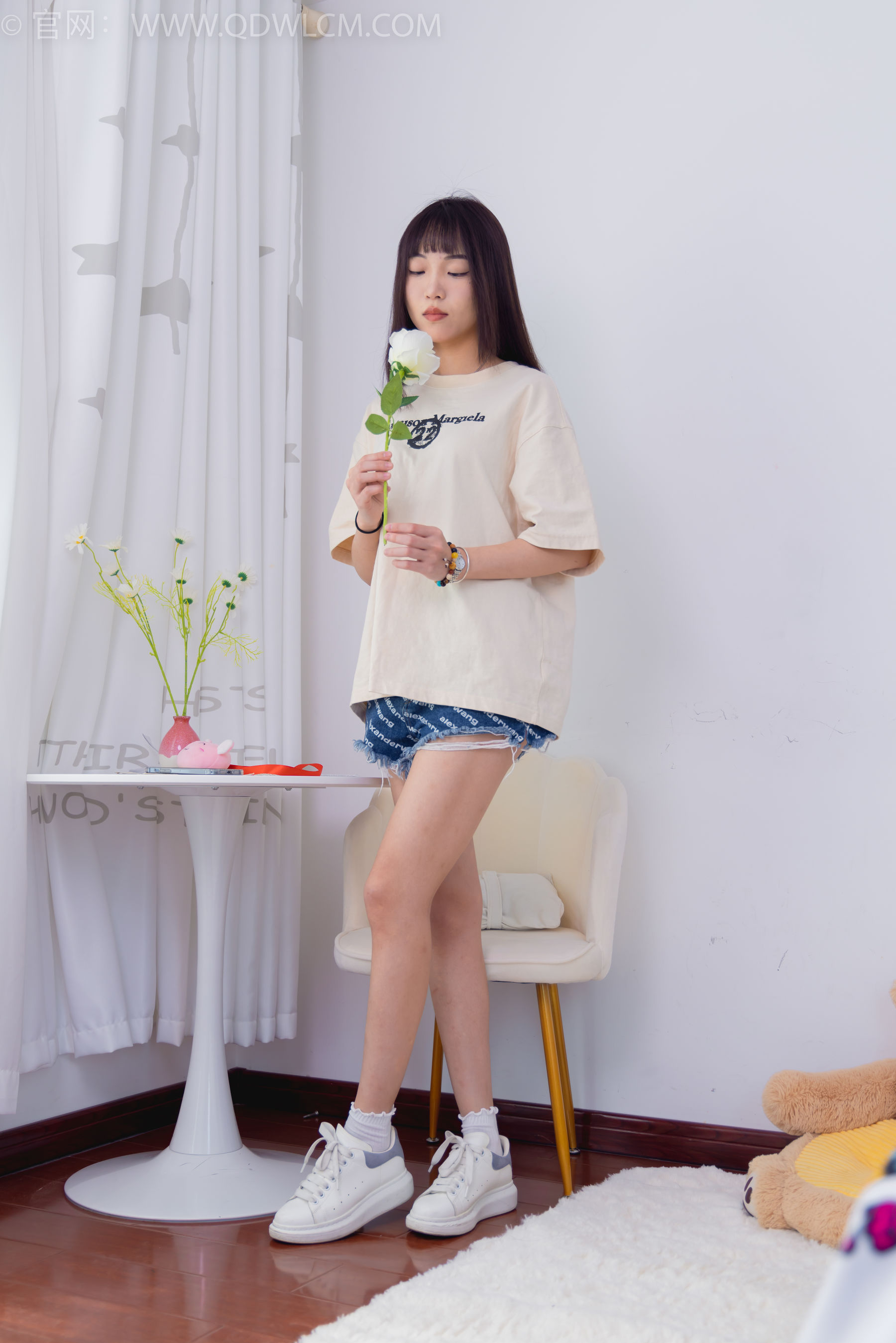 物恋传媒 No.1506 琪琪-冷月光