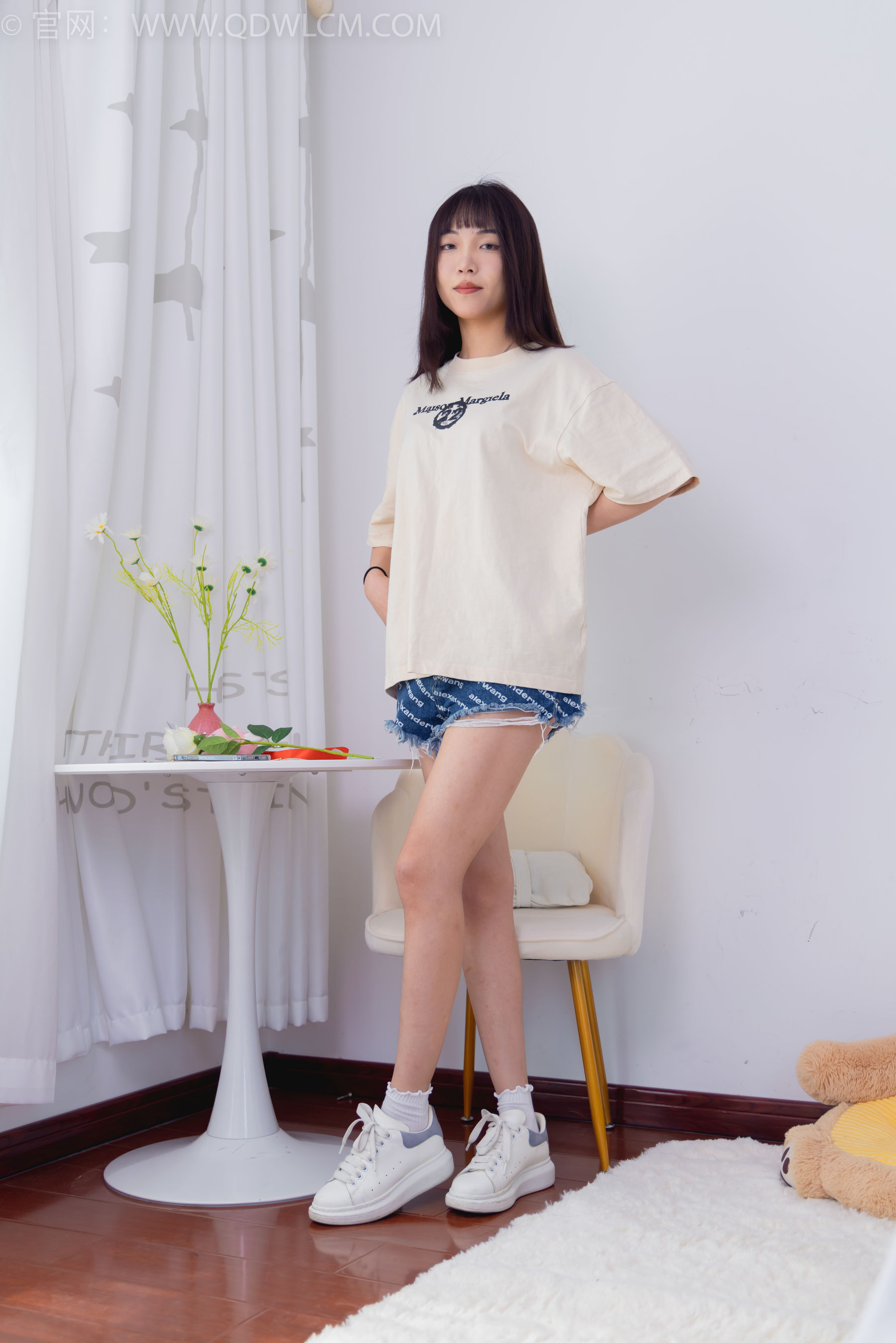 物恋传媒 No.1506 琪琪-冷月光