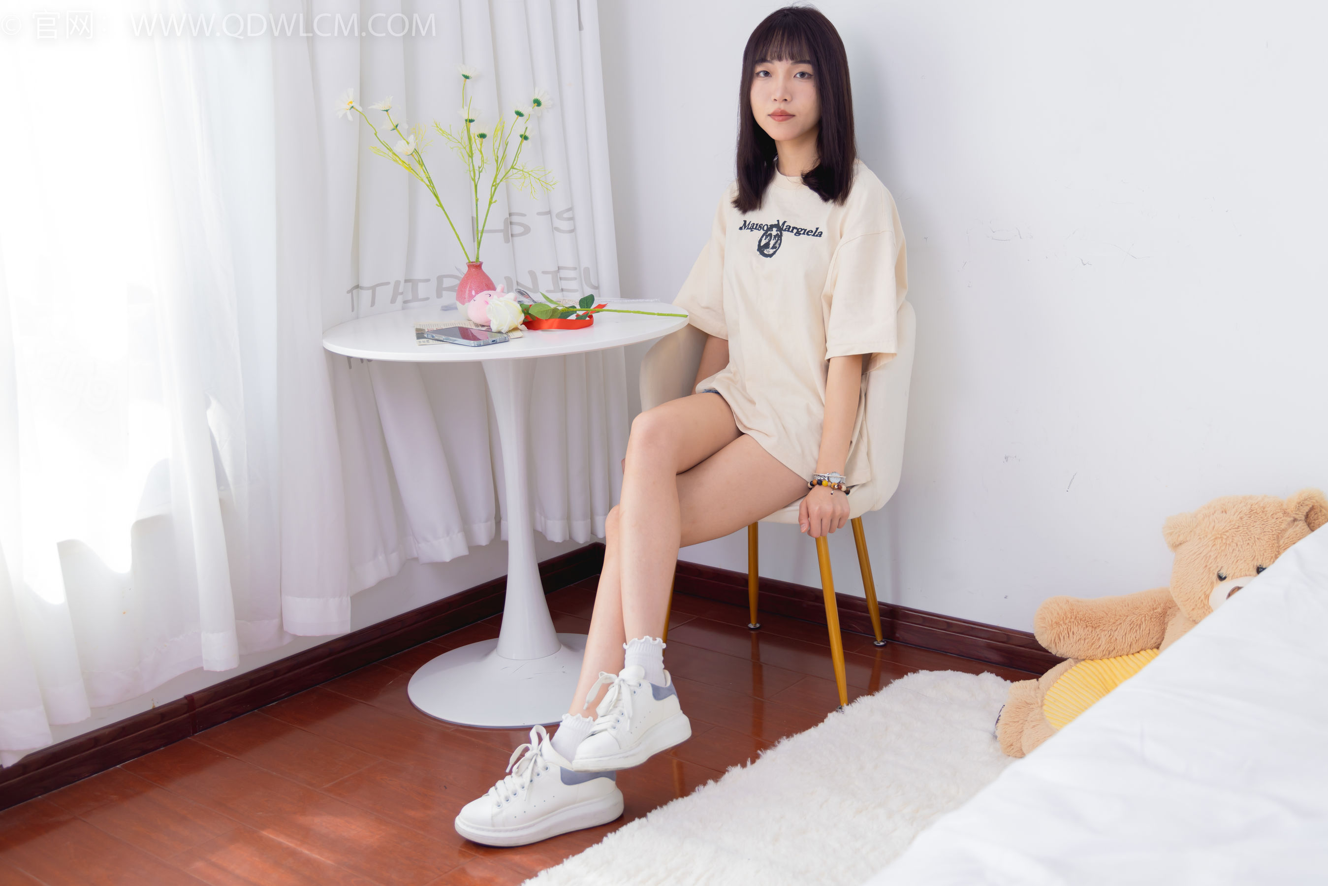 物恋传媒 No.1506 琪琪-冷月光