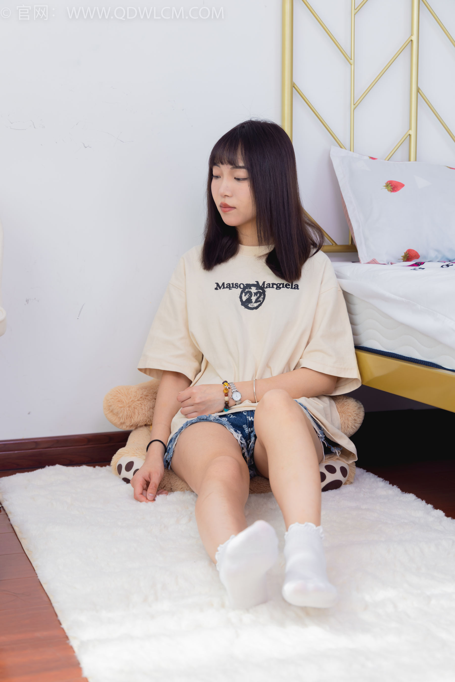 物恋传媒 No.1506 琪琪-冷月光