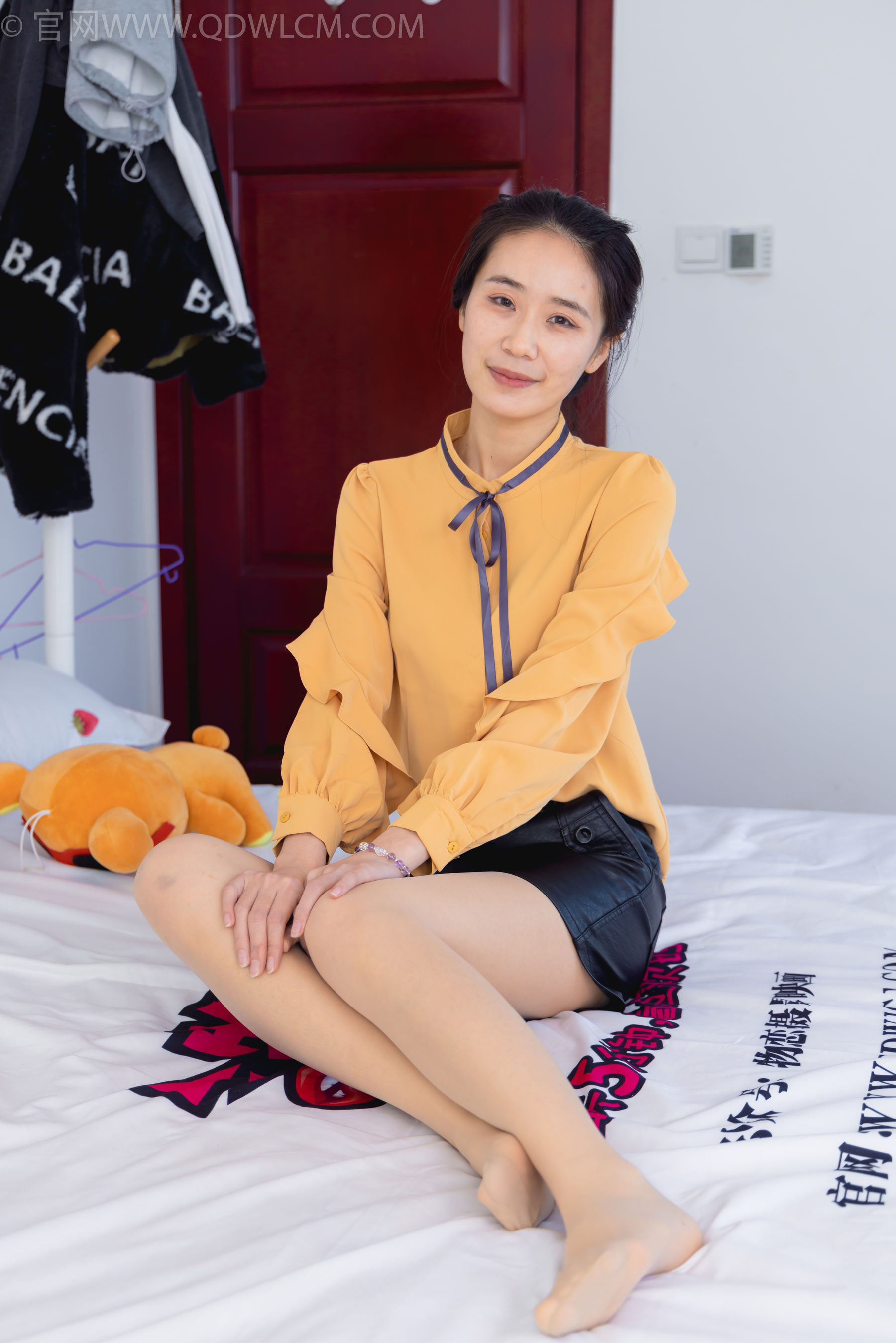 物恋传媒 No.1496 菜菜-橘色郁金香