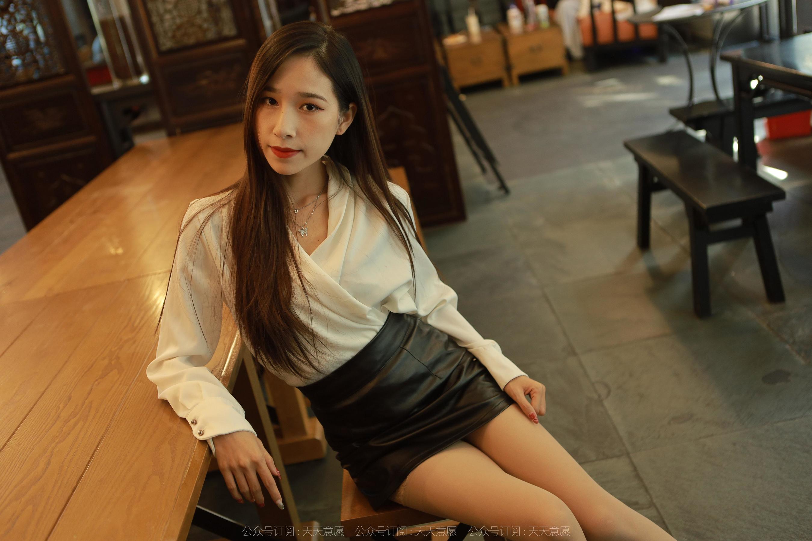 IESS异思趣向 - 模特：美子 《裸色高跟》