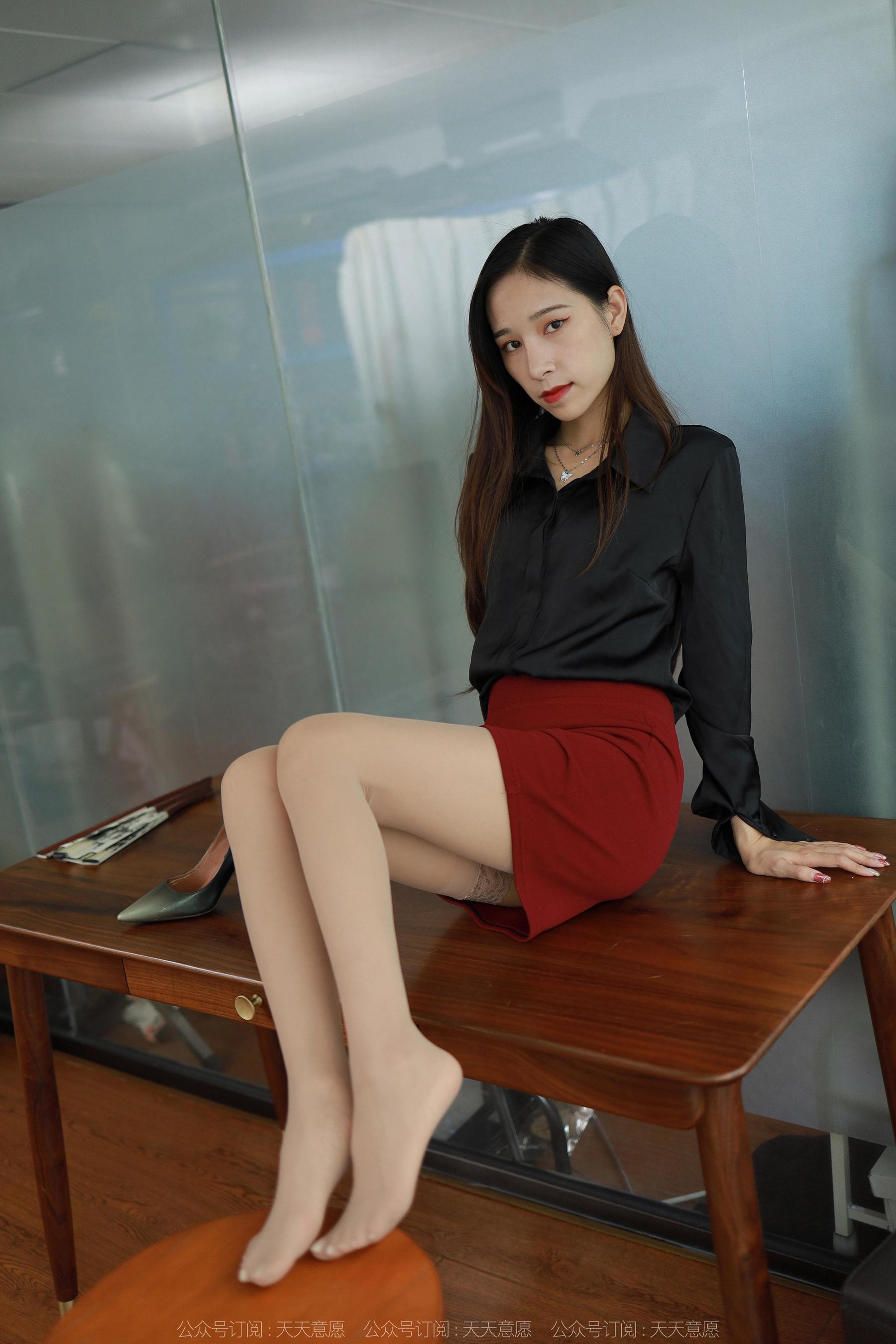 IESS异思趣向 - 模特：美子 《玉足佳人》