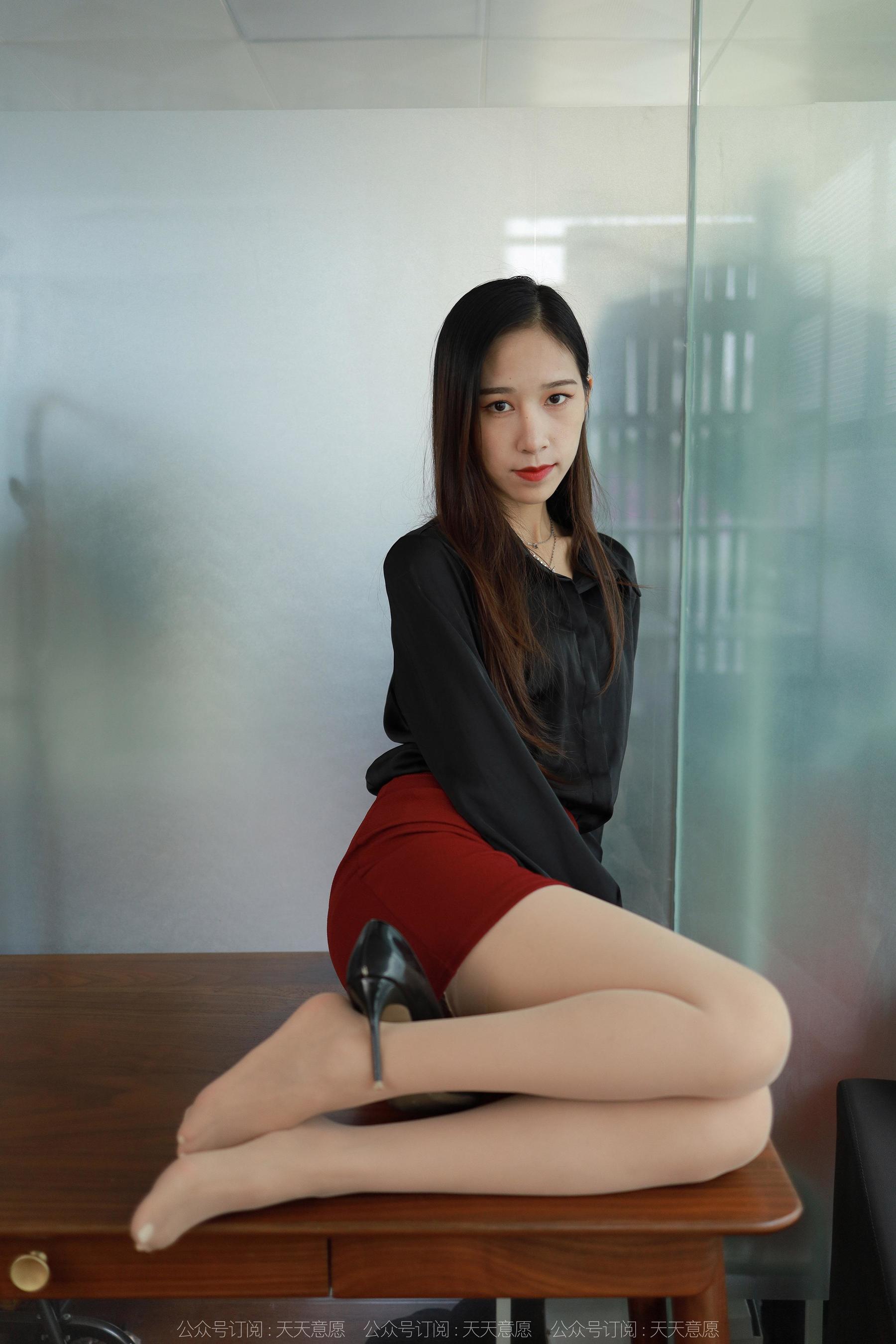 IESS异思趣向 - 模特：美子 《玉足佳人》