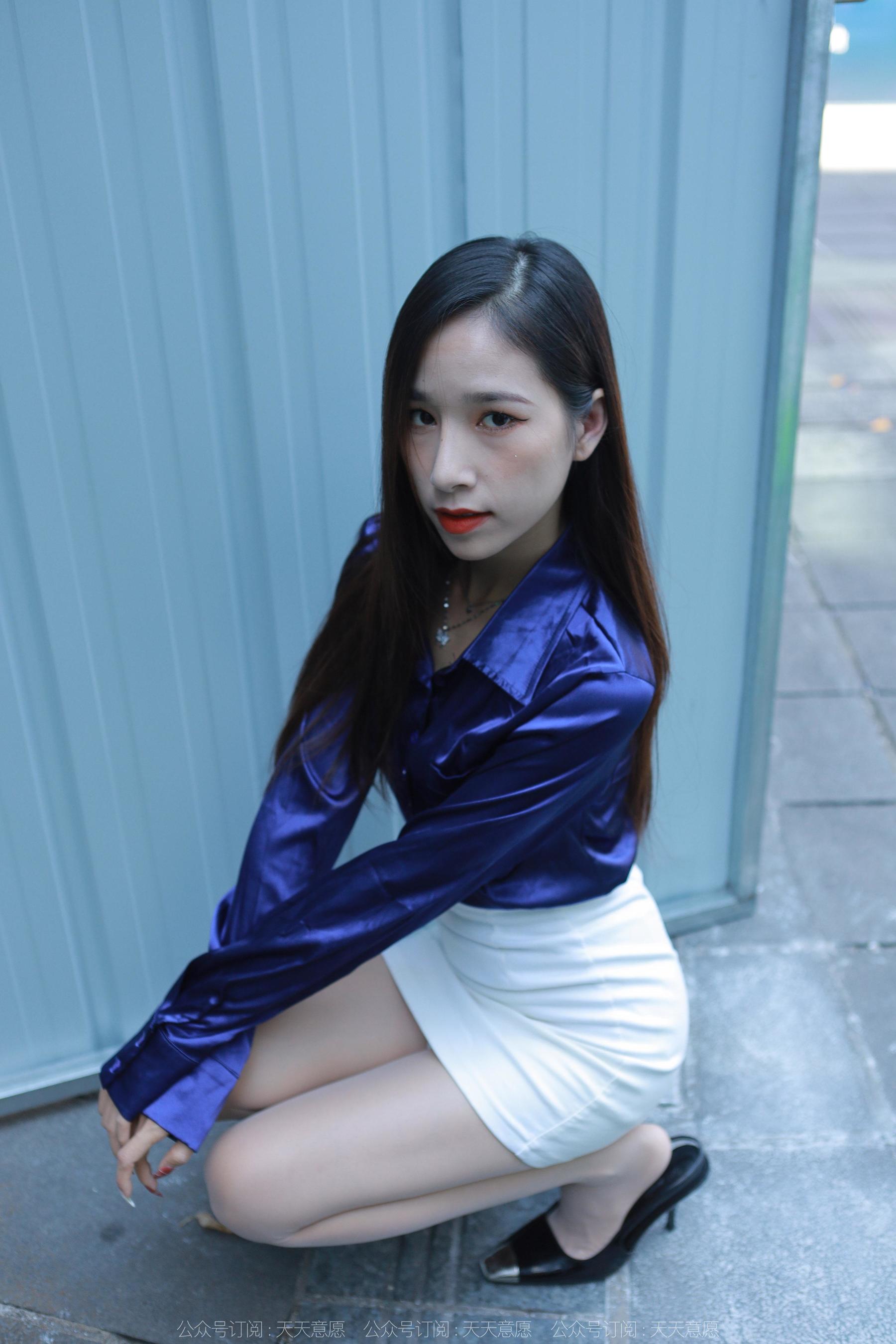 IESS异思趣向 - 模特：美子 《白裙街拍》