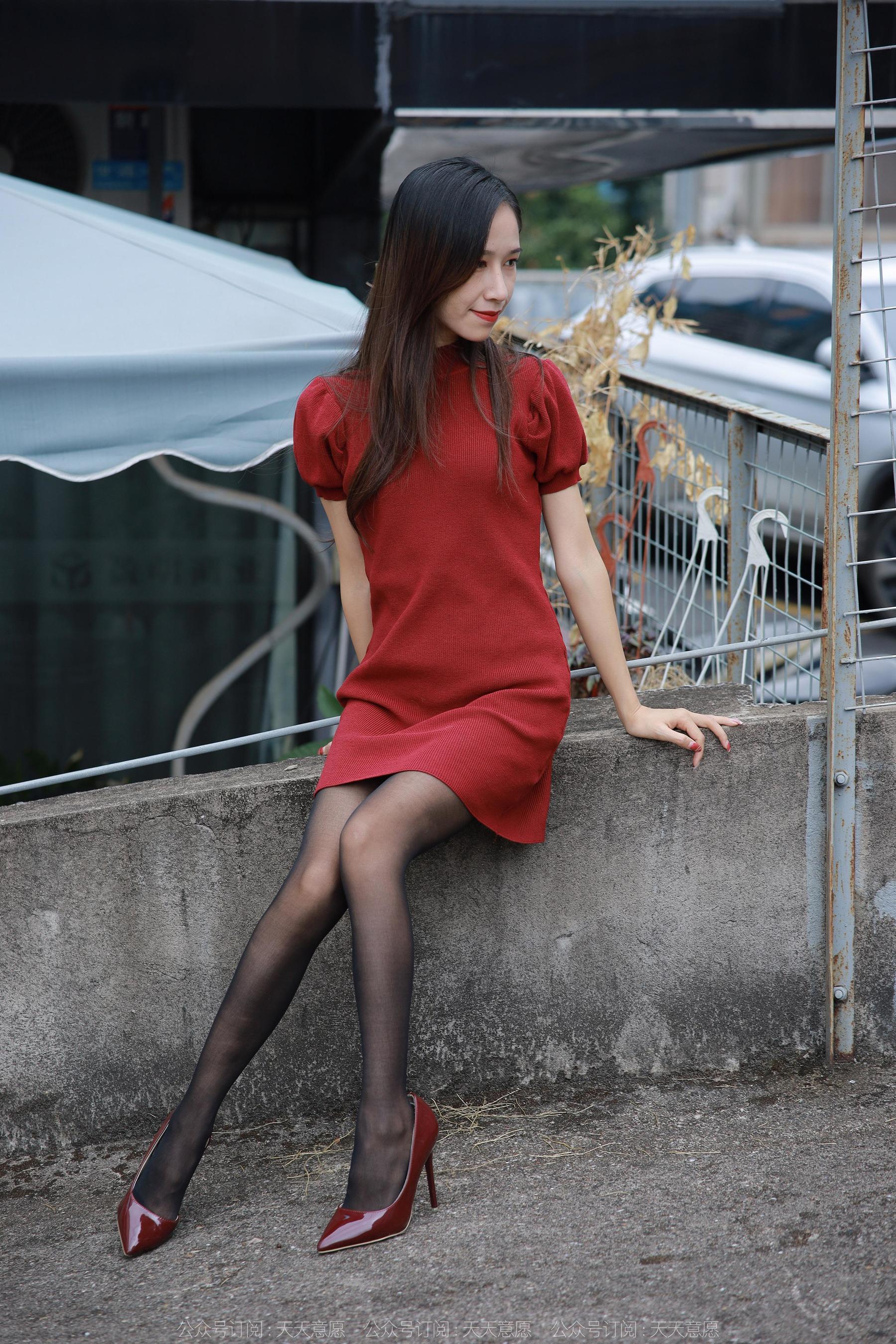 IESS异思趣向 - 模特：美子 《酒红高跟鞋》