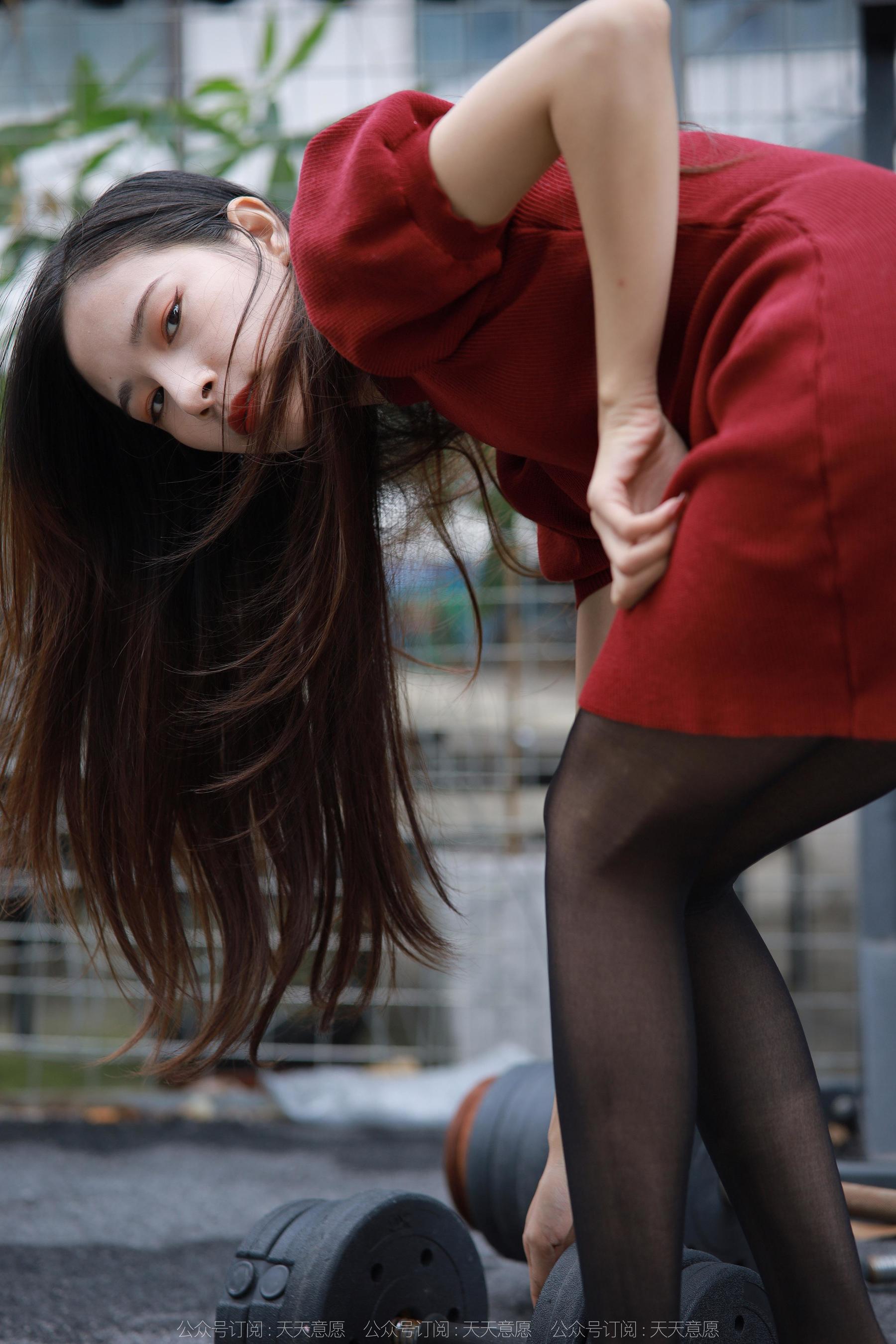 IESS异思趣向 - 模特：美子 《酒红高跟鞋》