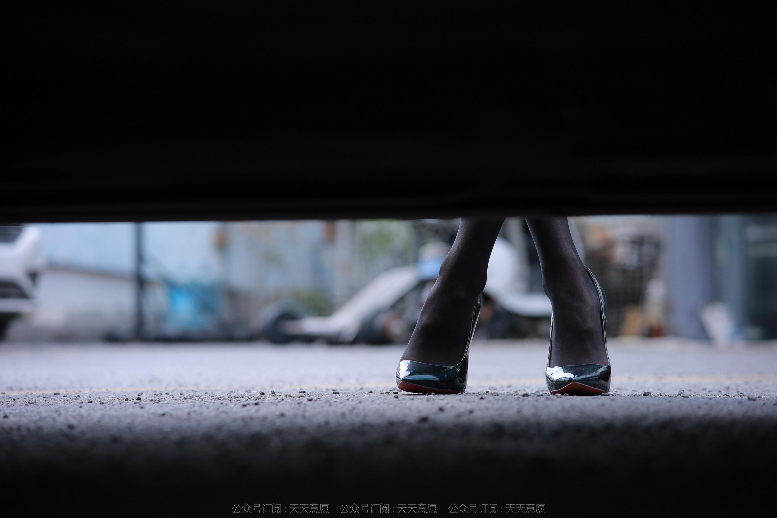 IESS异思趣向 - 模特：小六 《爱的跟随》