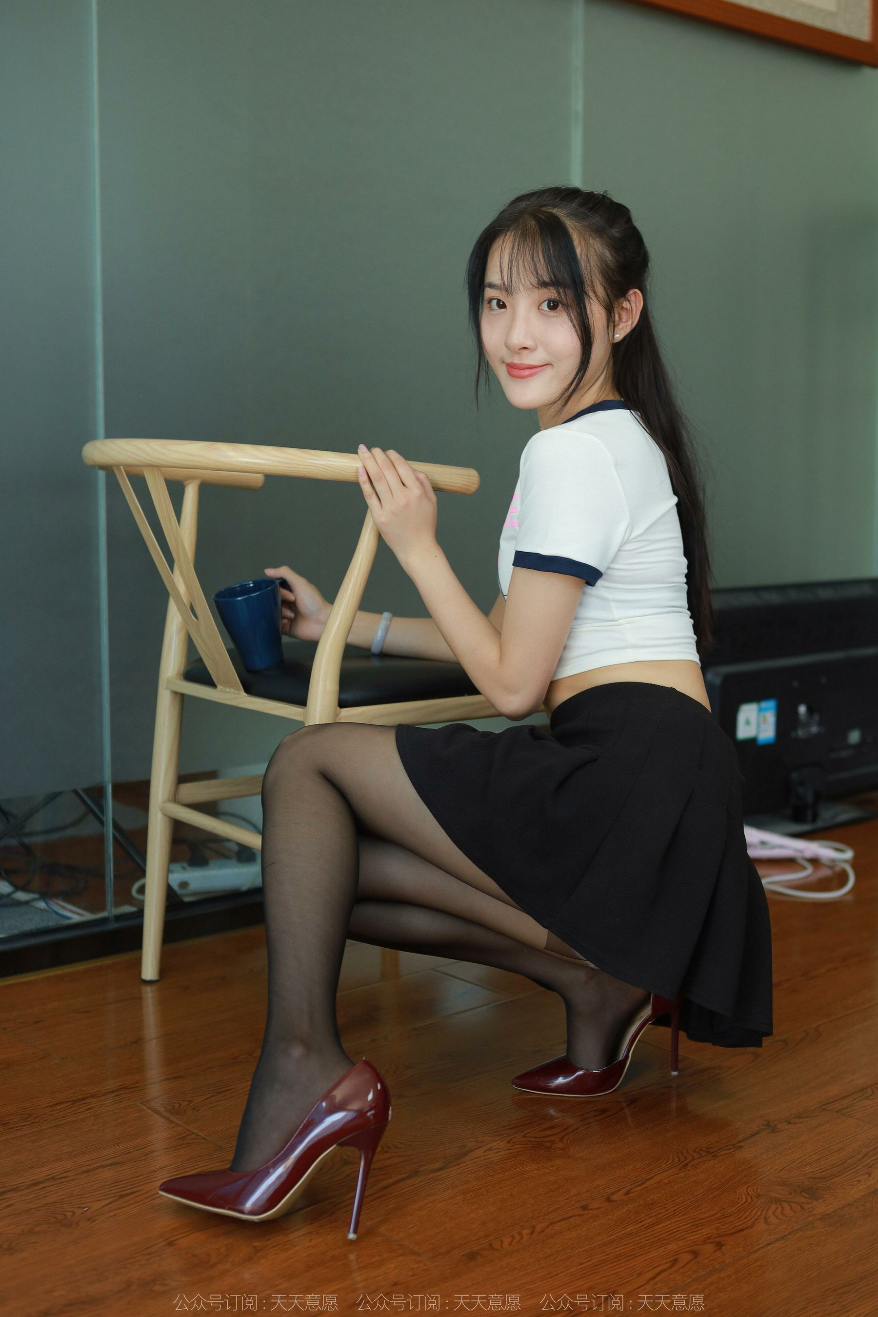 IESS异思趣向 - 模特：婉萍 《葡萄成熟时》