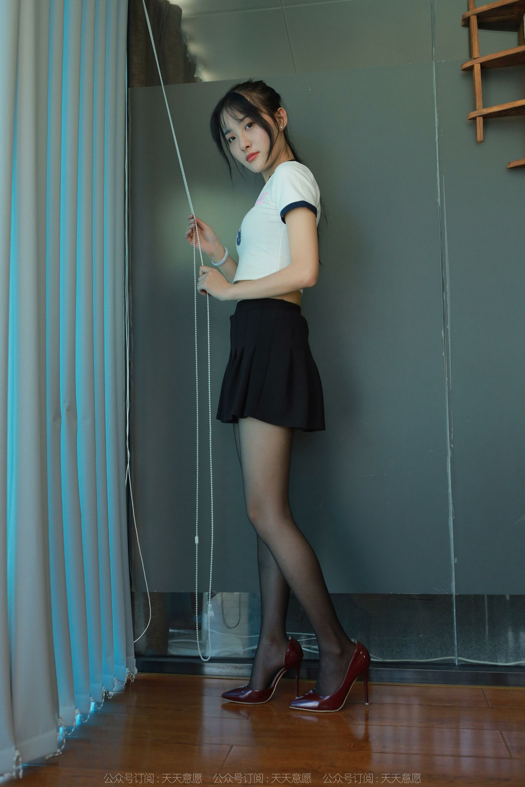 IESS异思趣向 - 模特：婉萍 《葡萄成熟时》
