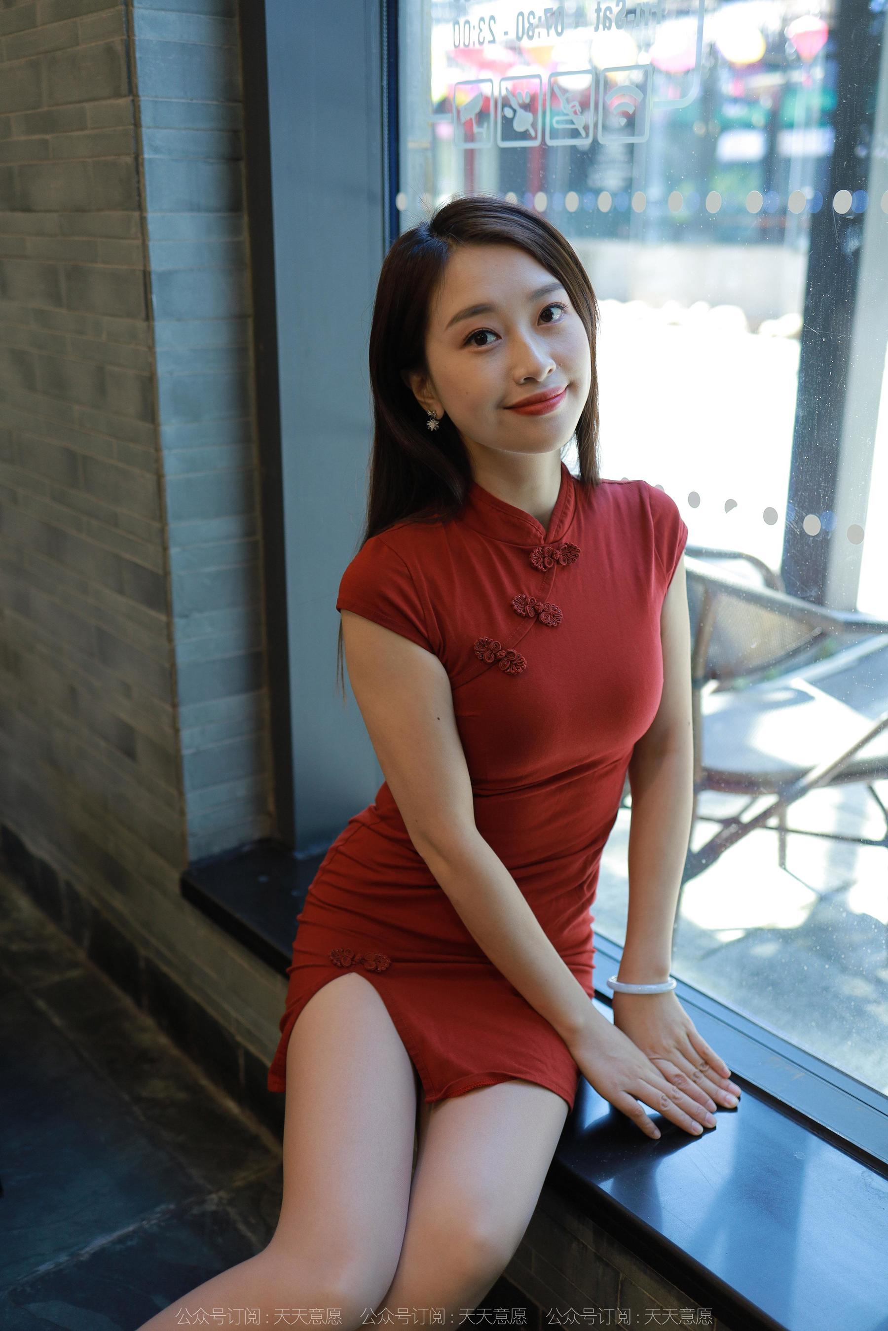 IESS异思趣向 - 模特：小婕 《红色玫瑰》
