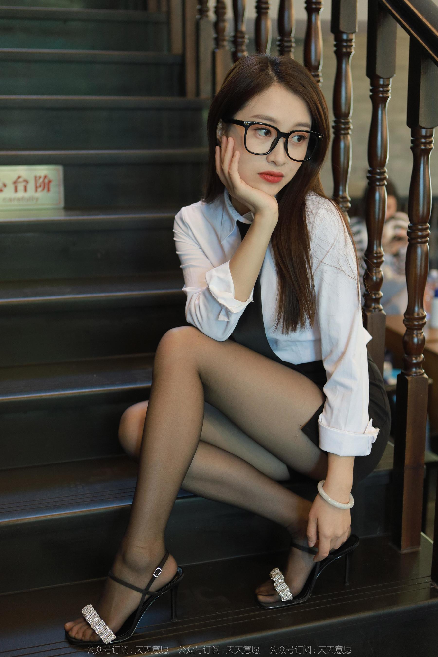 IESS异思趣向 - 模特：小婕 《可爱玉姐》