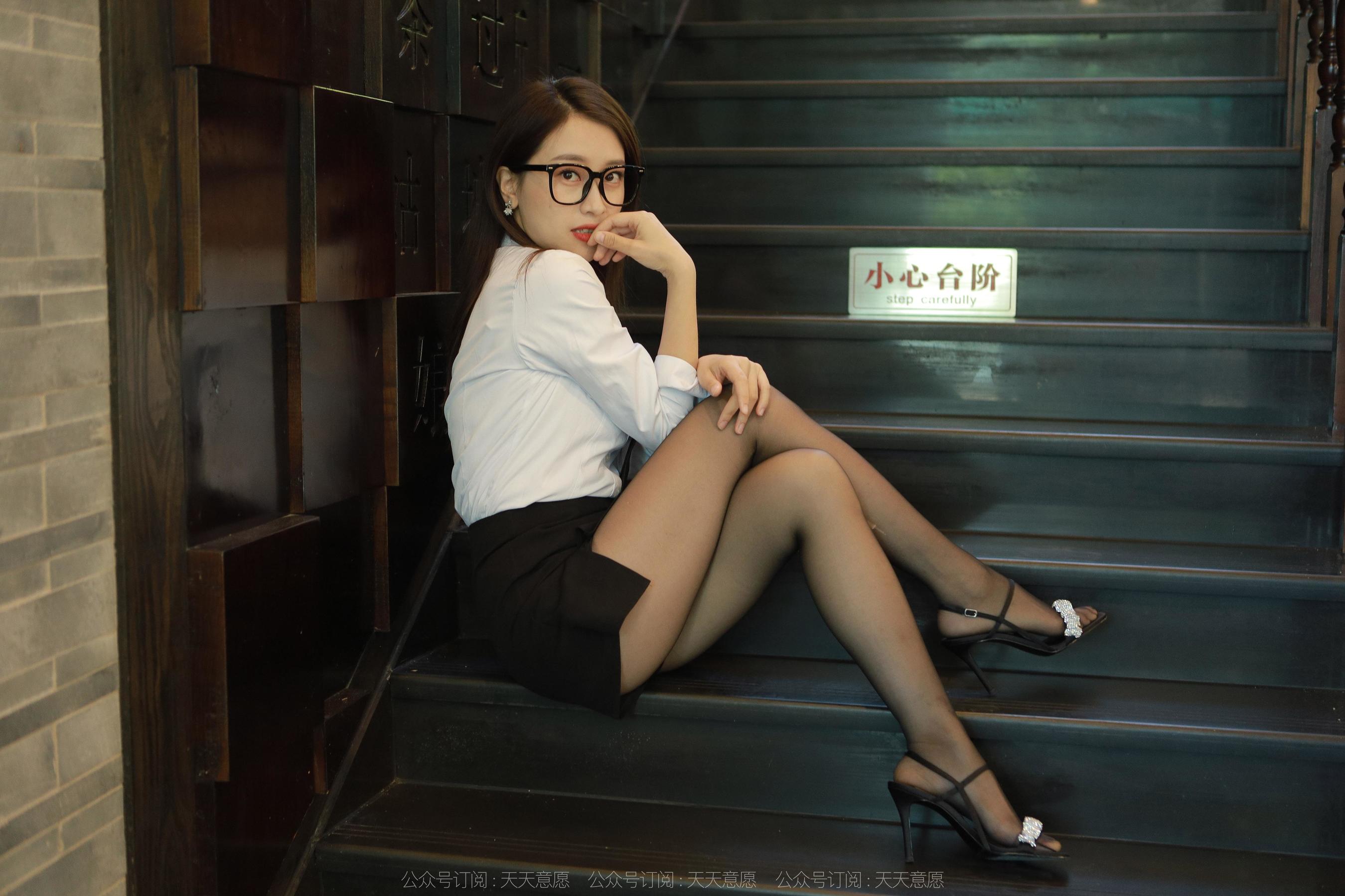 IESS异思趣向 - 模特：小婕 《可爱玉姐》