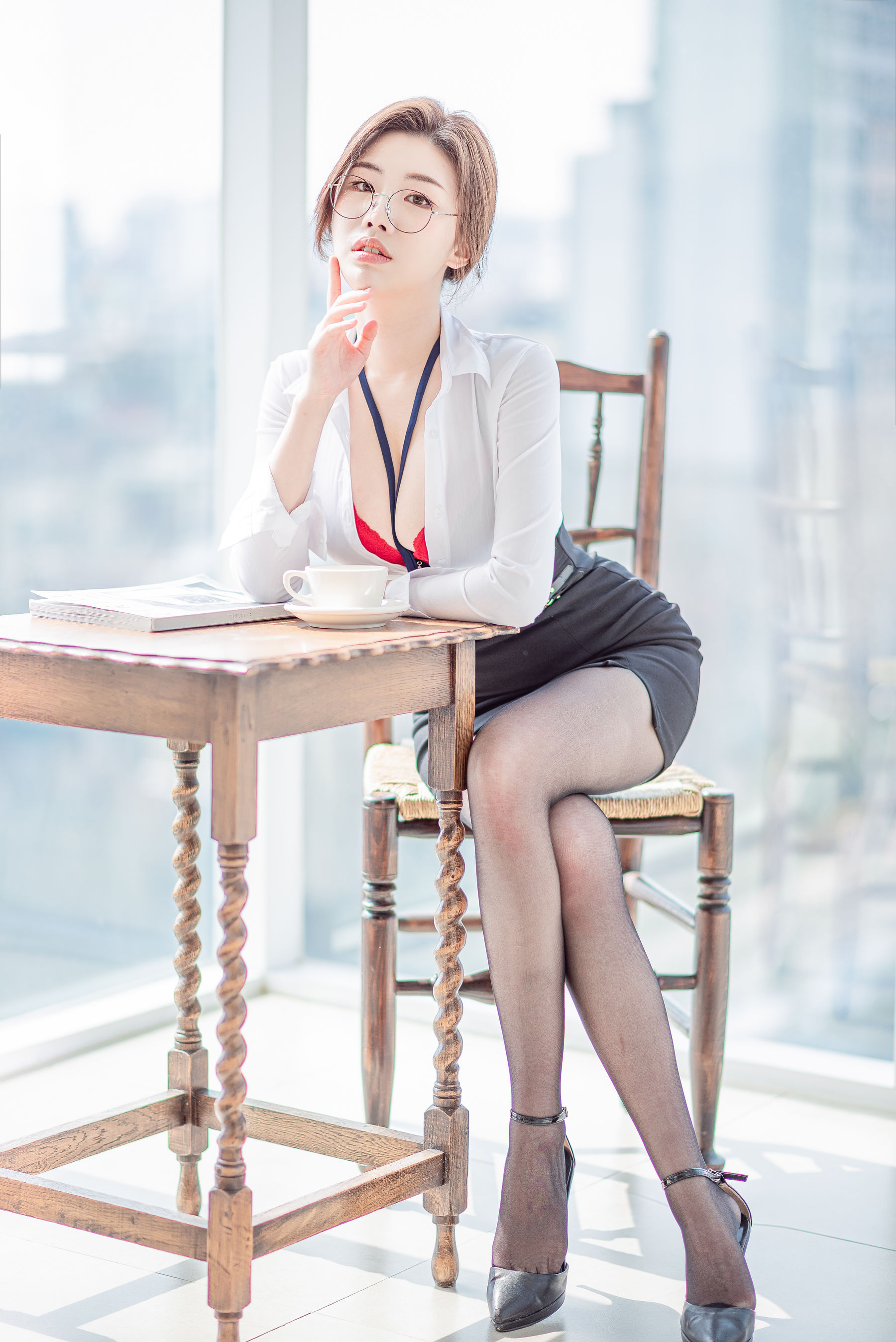 Yebin - Office Look