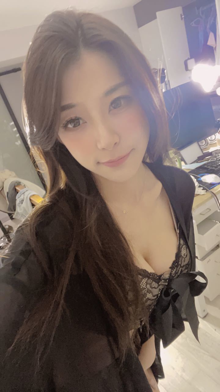 B站羊小雪写真-盲盒穿搭