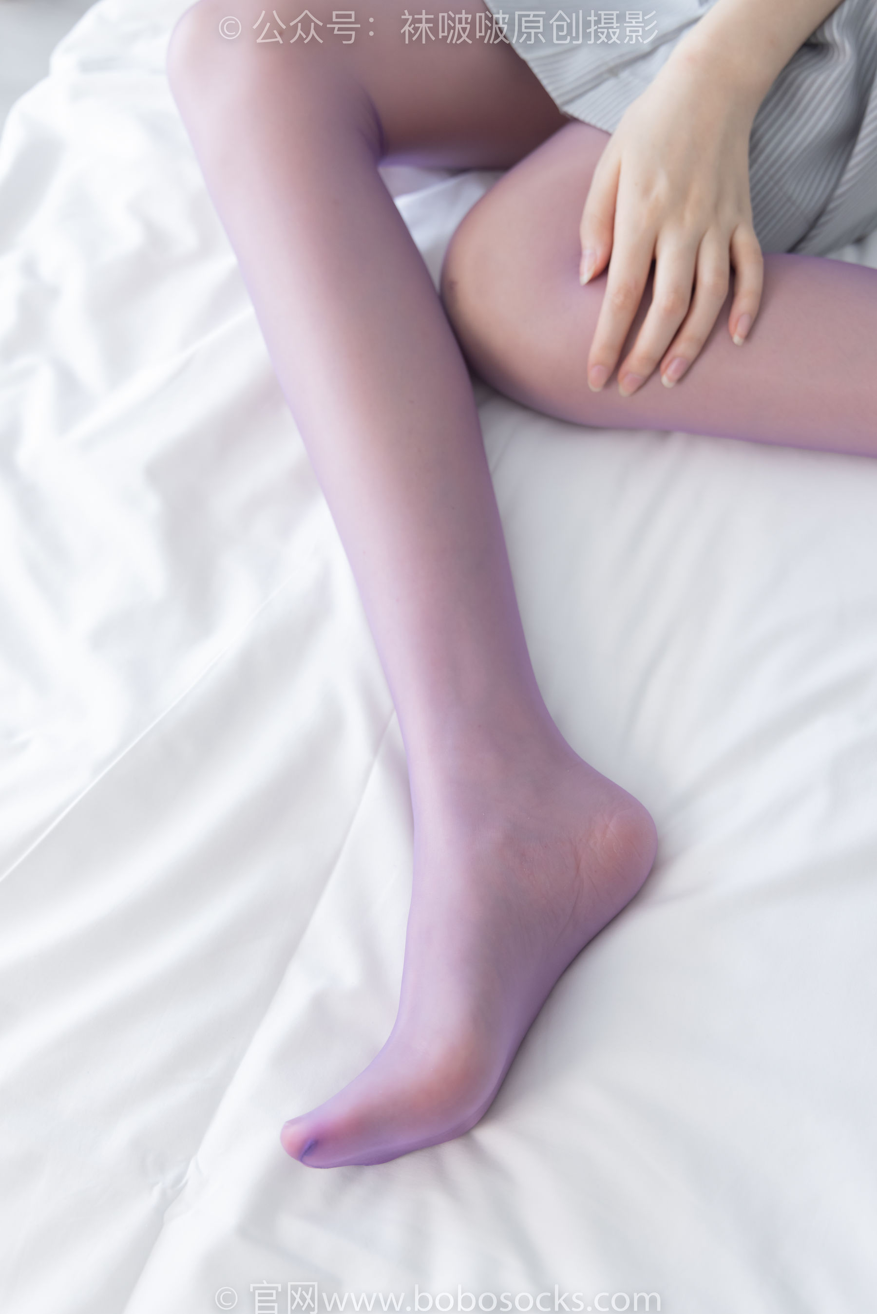 BoBoSocks袜啵啵 No.205 小甜 豆-白色高跟鞋、紫色油亮丝袜