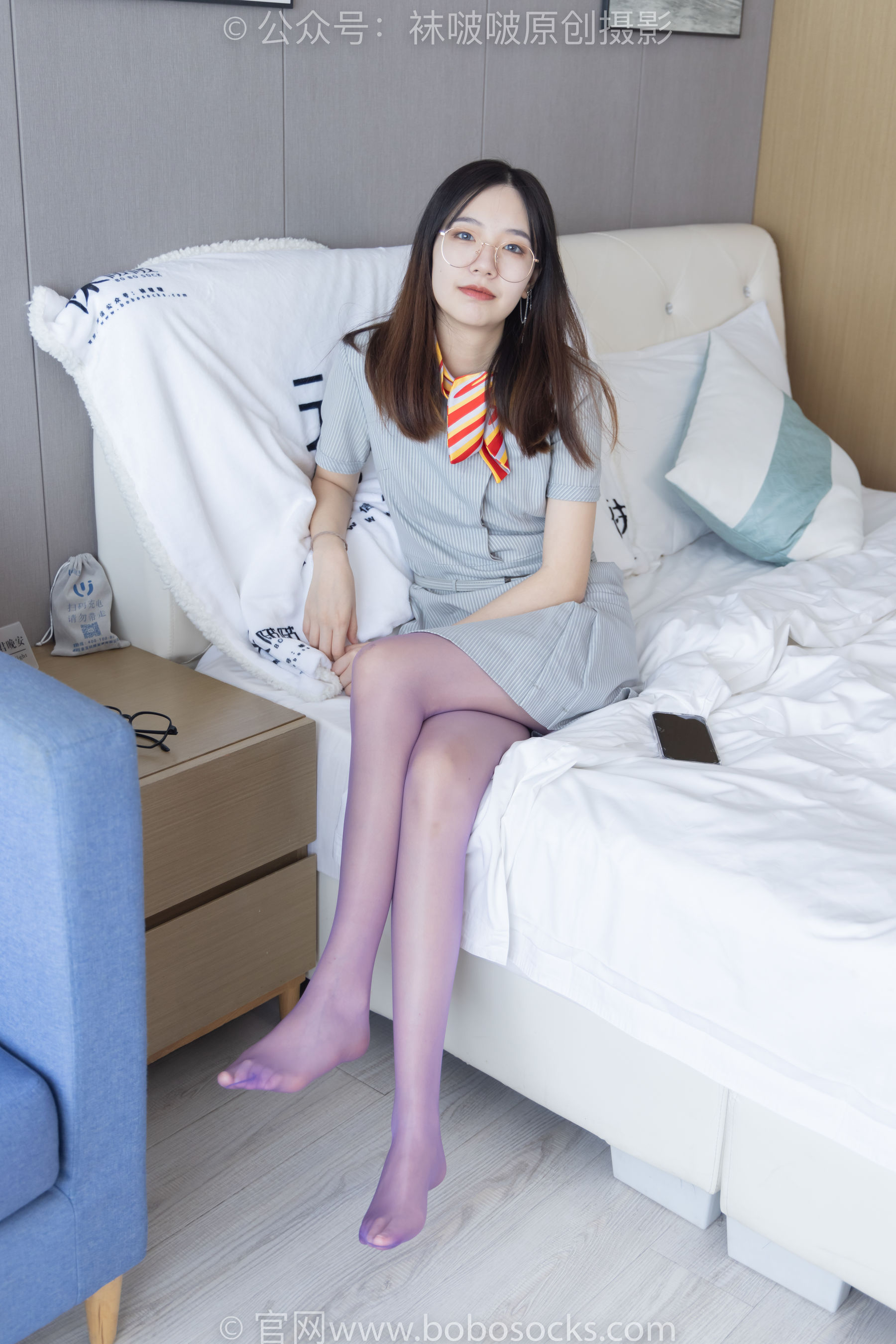 BoBoSocks袜啵啵 No.205 小甜 豆-白色高跟鞋、紫色油亮丝袜
