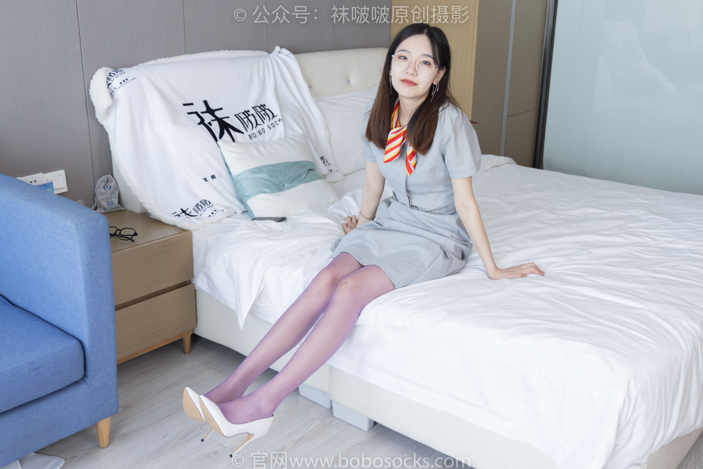 BoBoSocks袜啵啵 No.205 小甜 豆-白色高跟鞋、紫色油亮丝袜