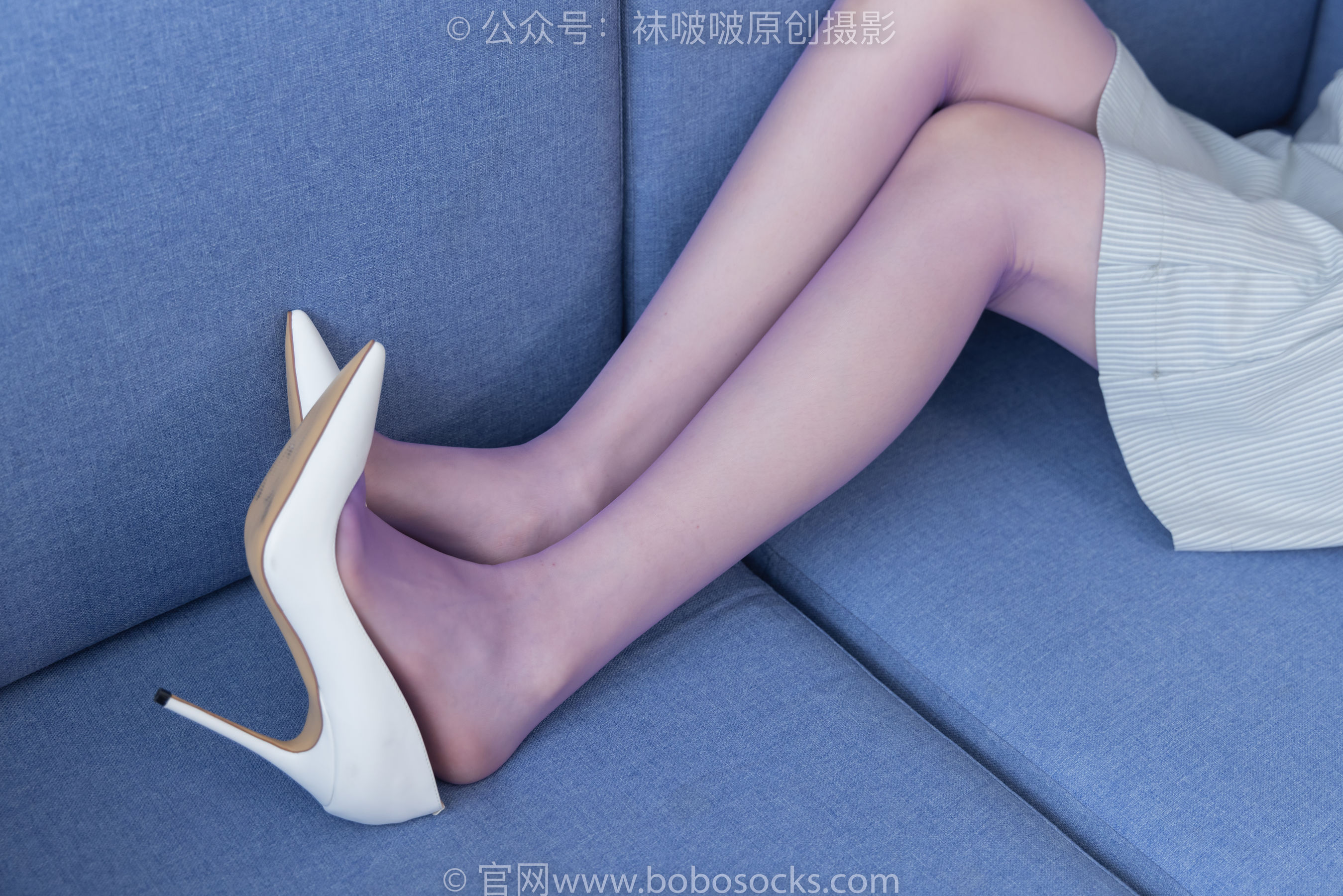 BoBoSocks袜啵啵 No.205 小甜 豆-白色高跟鞋、紫色油亮丝袜