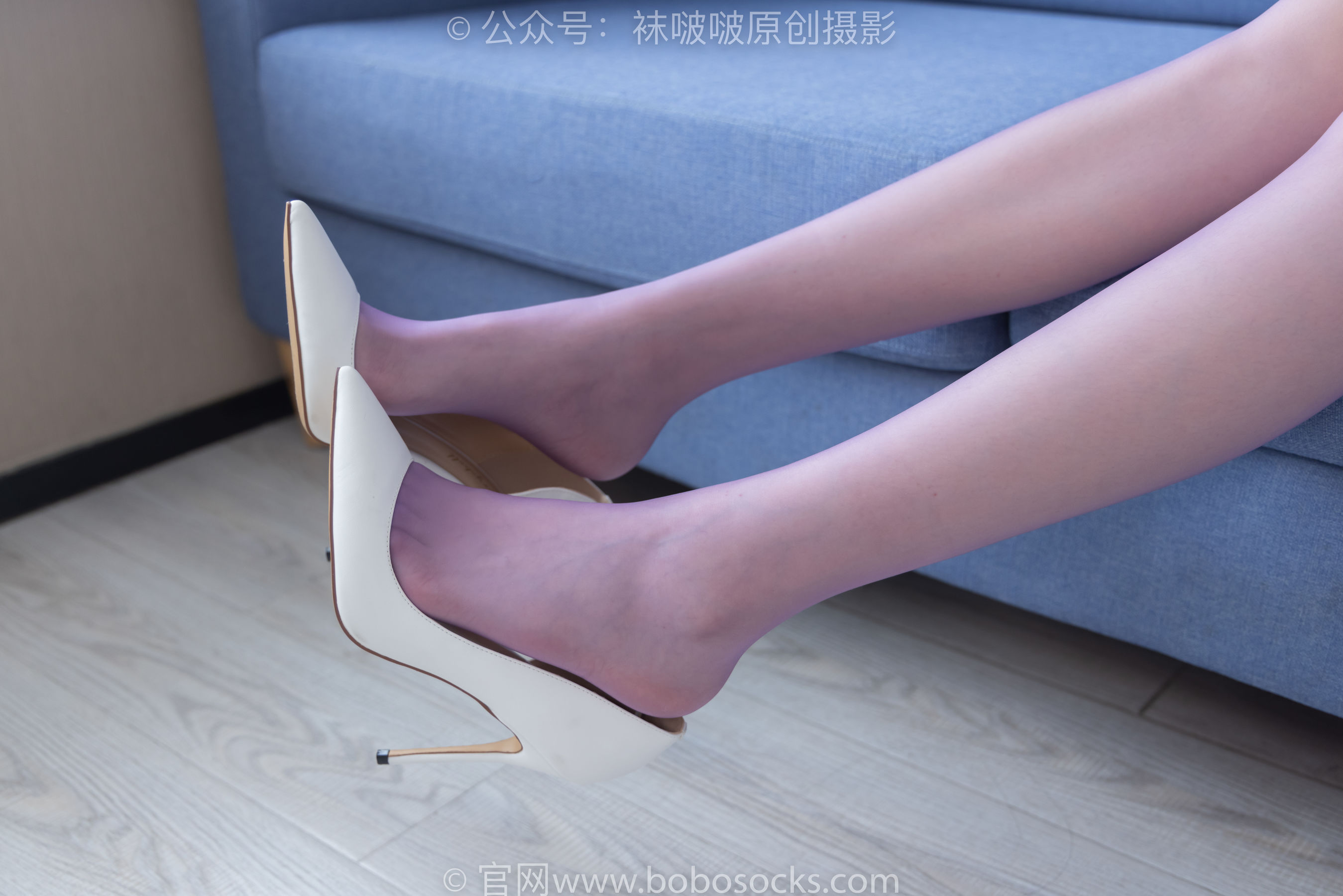 BoBoSocks袜啵啵 No.205 小甜 豆-白色高跟鞋、紫色油亮丝袜