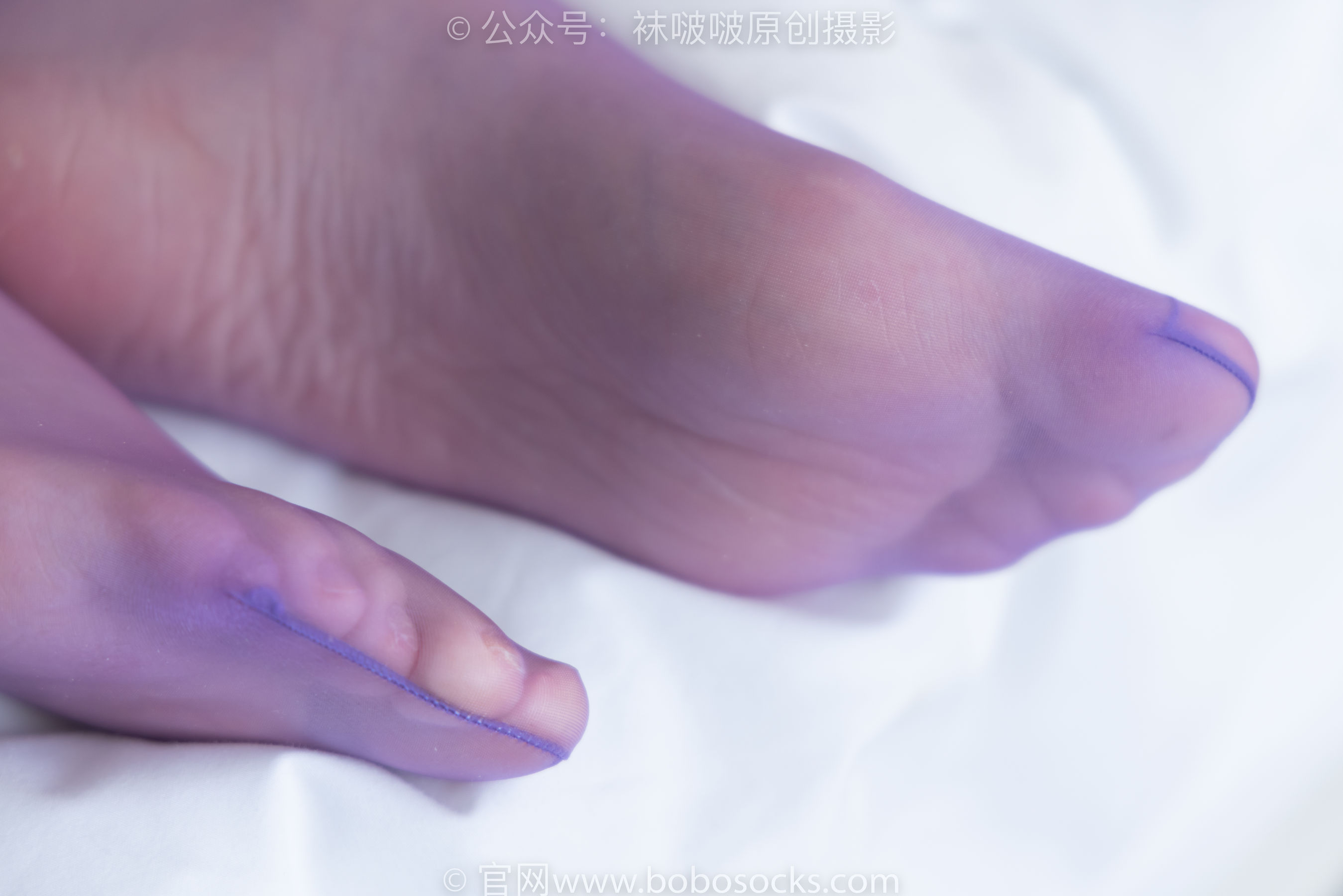 BoBoSocks袜啵啵 No.205 小甜 豆-白色高跟鞋、紫色油亮丝袜