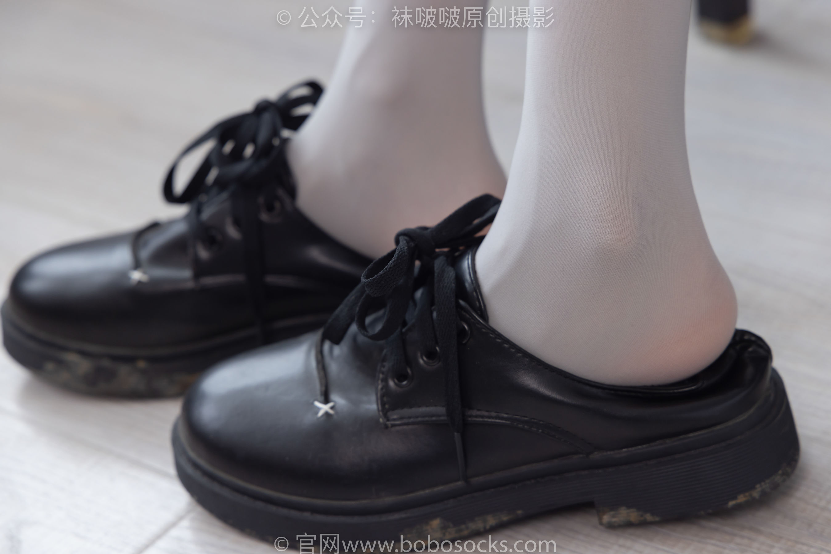 BoBoSocks袜啵啵 No.213 稚予 -黑皮鞋、厚灰丝