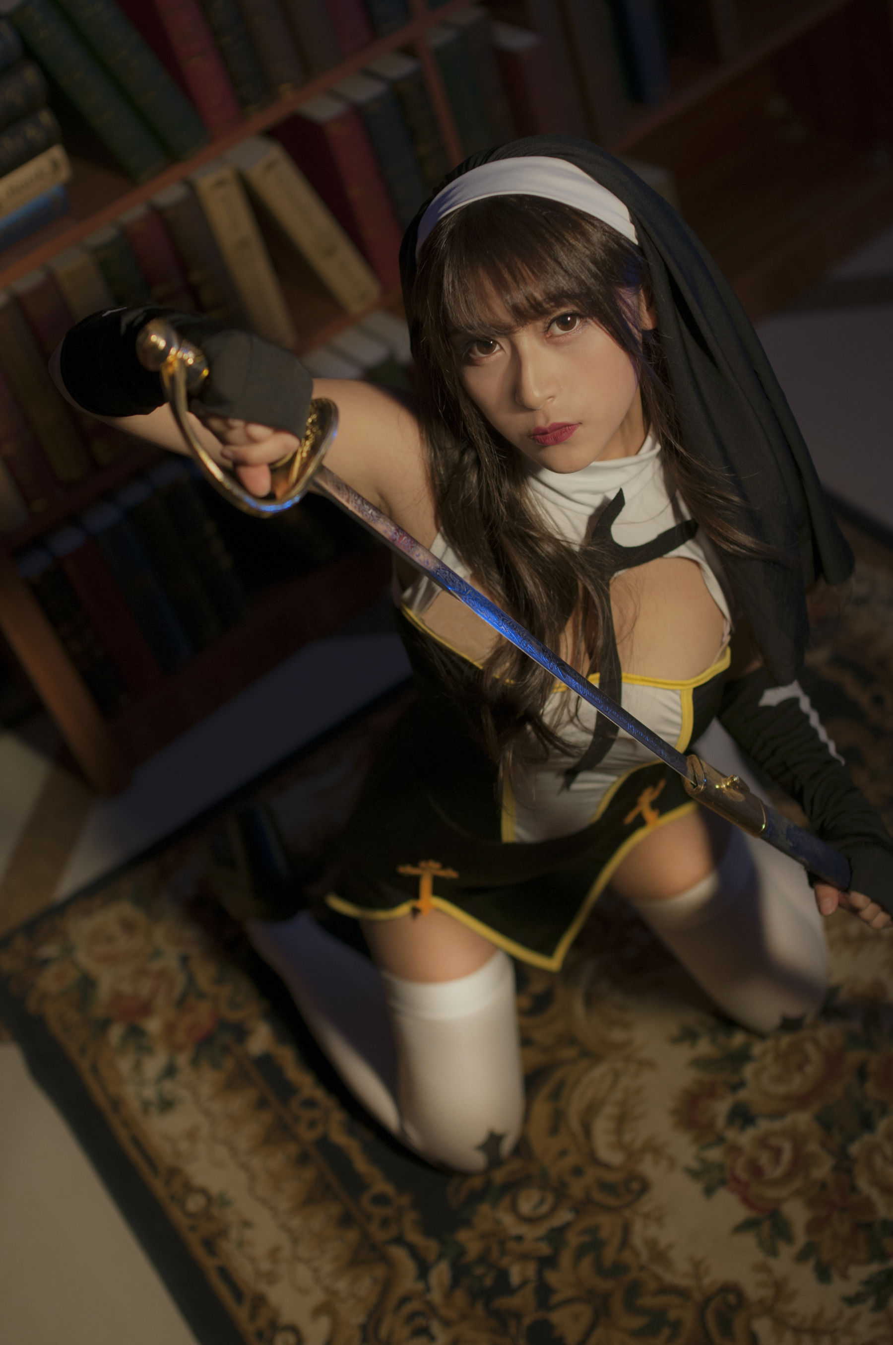 B站羊小雪写真-修女