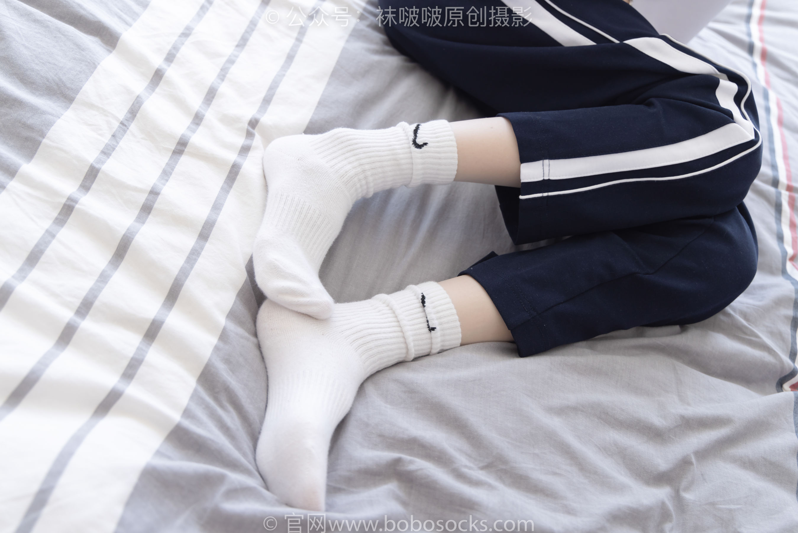 BoBoSocks袜啵啵 No.207 稚予 -aj板鞋、白棉袜、油亮白丝、校服裤里丝