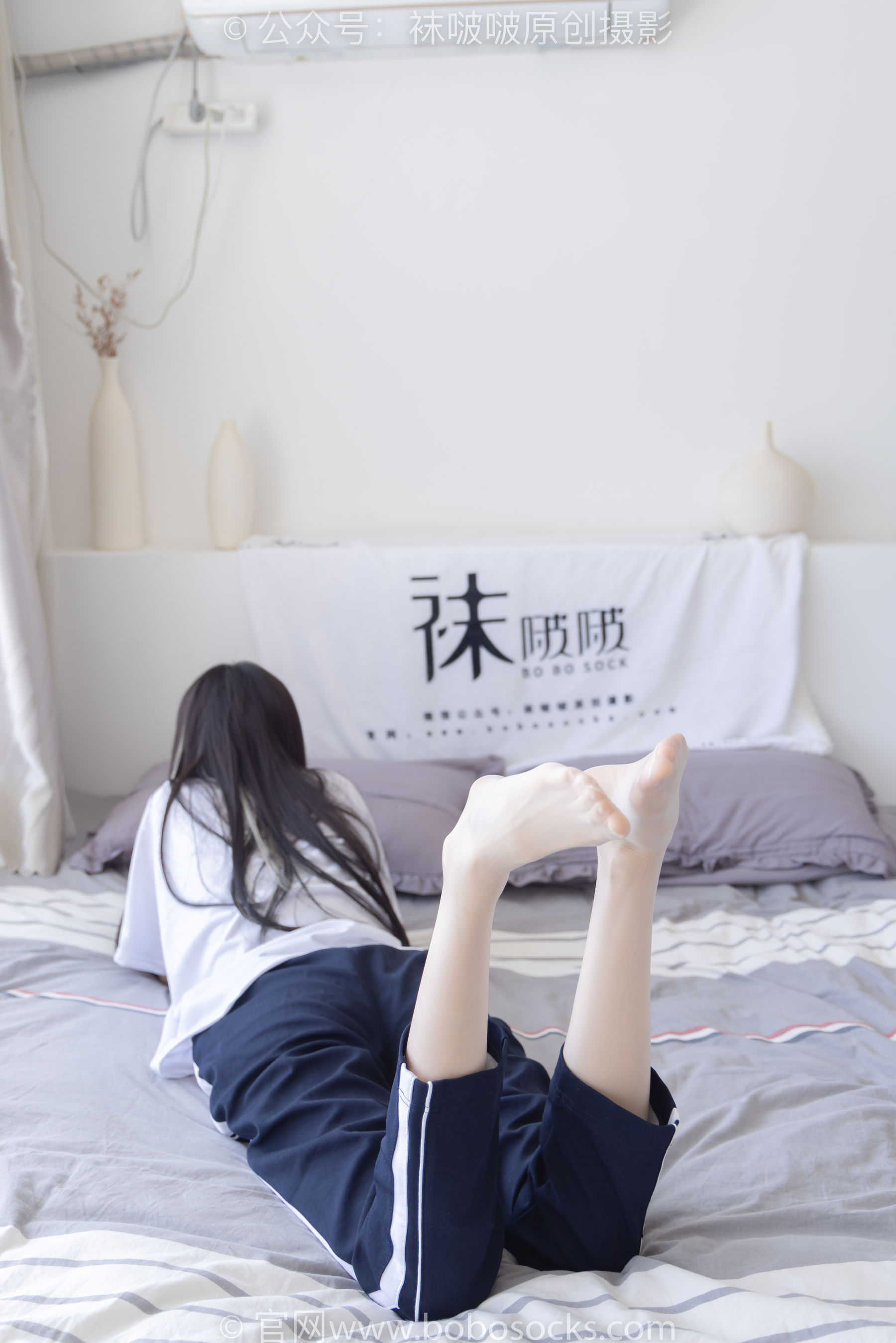 BoBoSocks袜啵啵 No.207 稚予 -aj板鞋、白棉袜、油亮白丝、校服裤里丝
