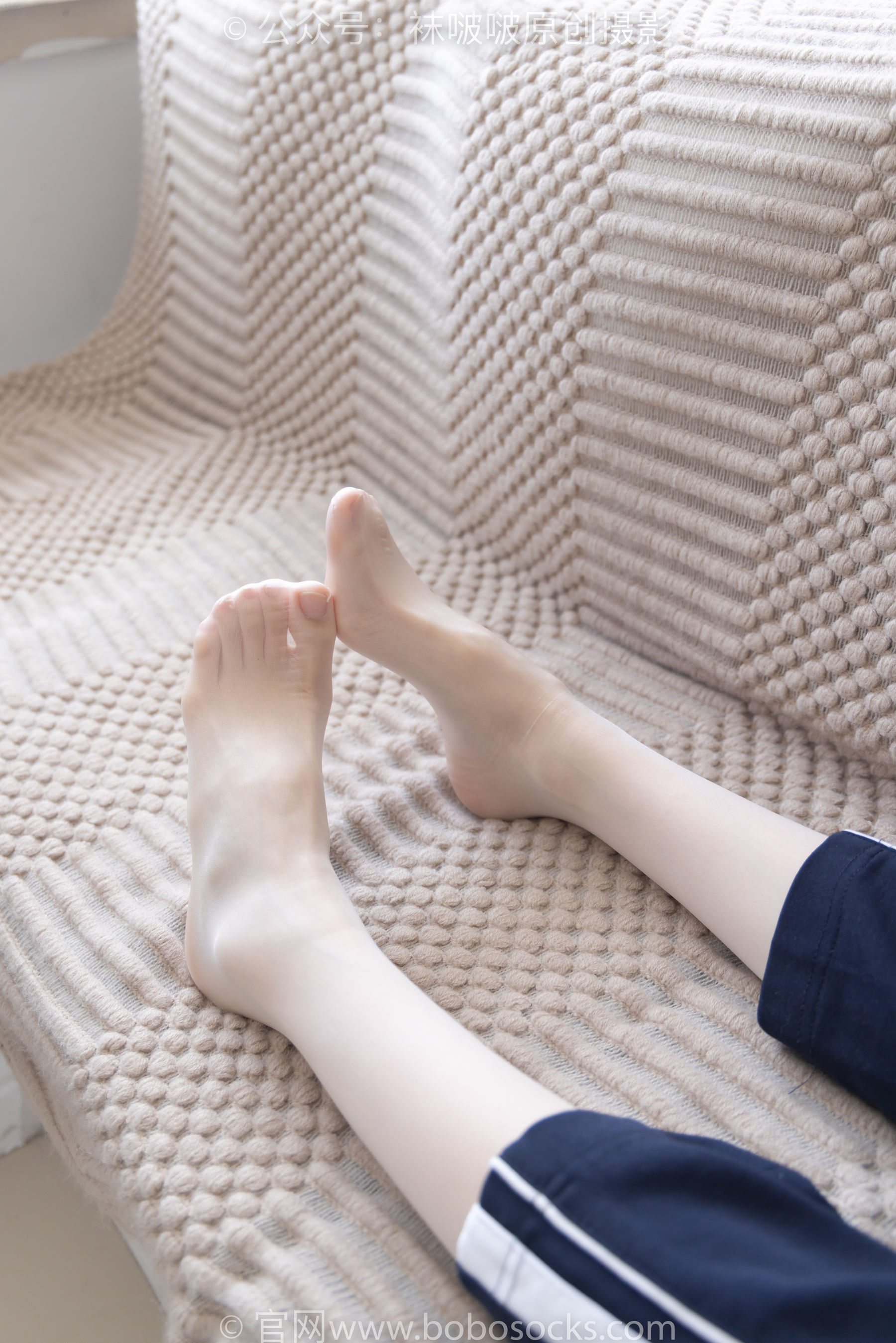 BoBoSocks袜啵啵 No.207 稚予 -aj板鞋、白棉袜、油亮白丝、校服裤里丝