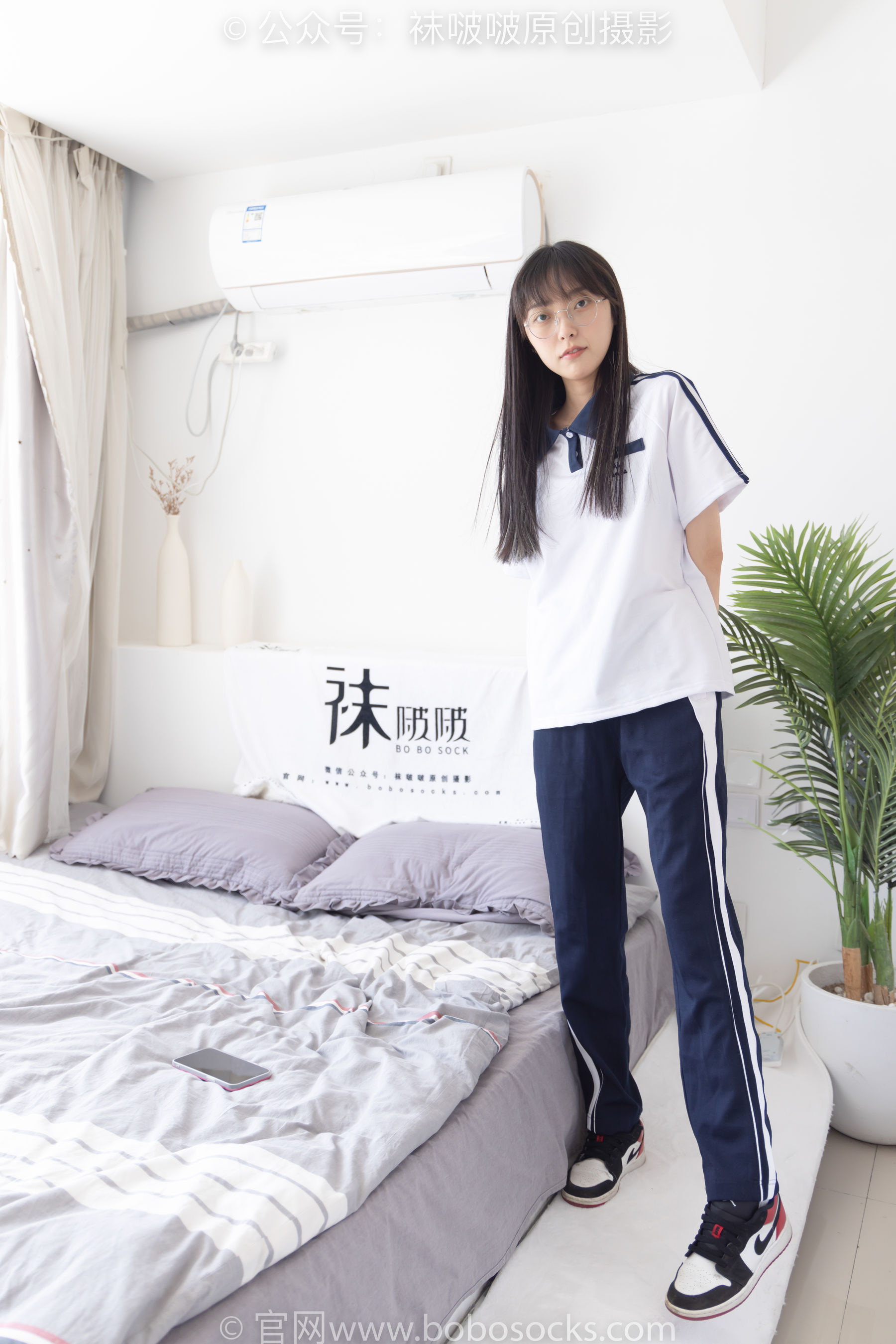 BoBoSocks袜啵啵 No.207 稚予 -aj板鞋、白棉袜、油亮白丝、校服裤里丝